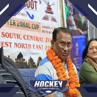 ठोडो मैदान में हॉकी टूर्नामेंट शुरू, अशोक ध्यानचंद ने युवाओं को किया प्रेरित  