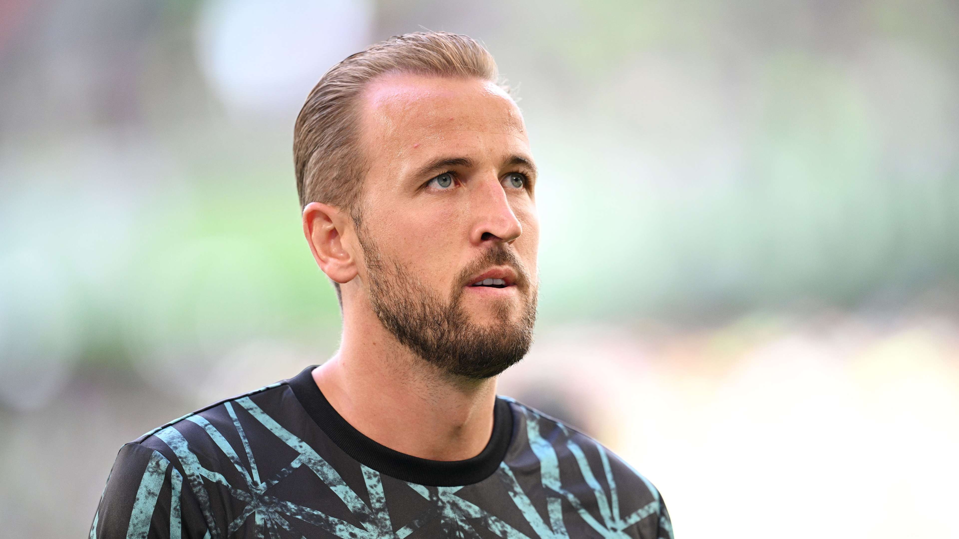 Kane fires bullish message after hauling Bayern to victory  