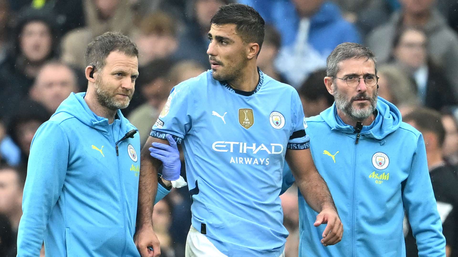 Man City lose Rodri to worrying injury against Arsenal  