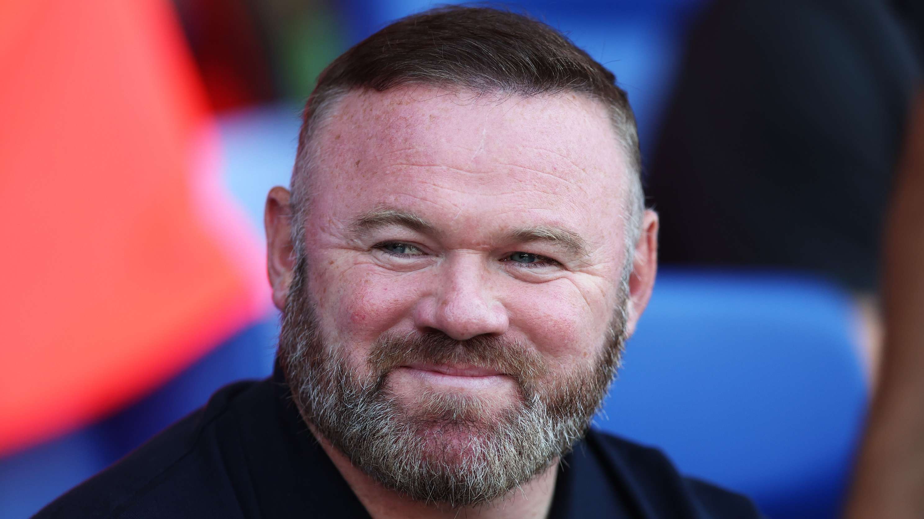 Rooney applauded for 'getting his hands dirty' at Plymouth  