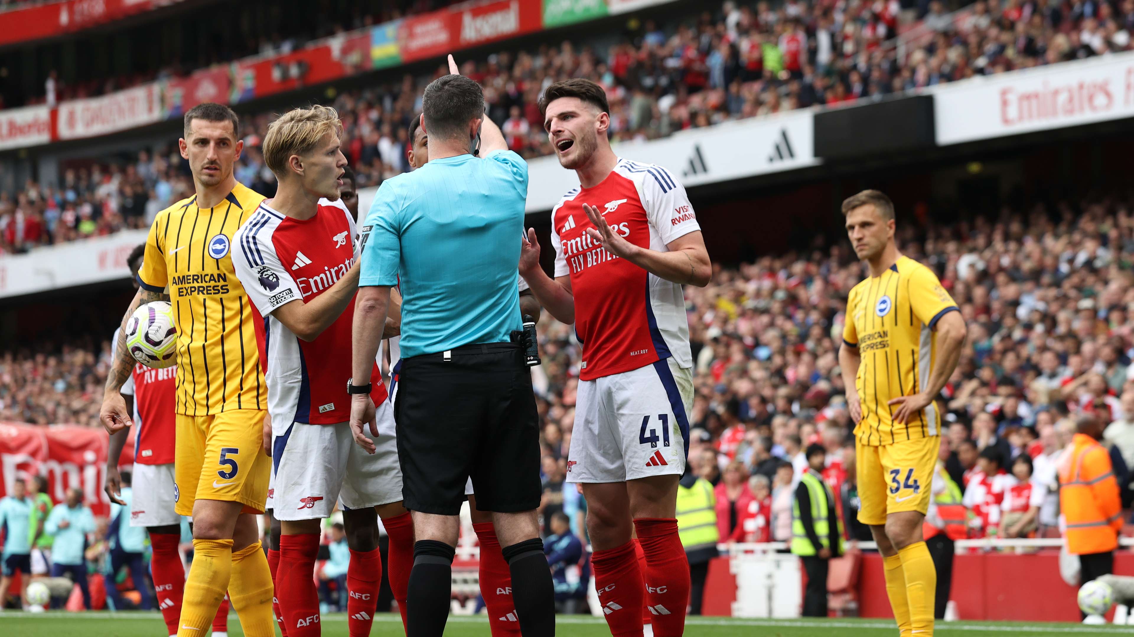 'No explanation, like always!' - Arteta fumes after Rice is sent off  