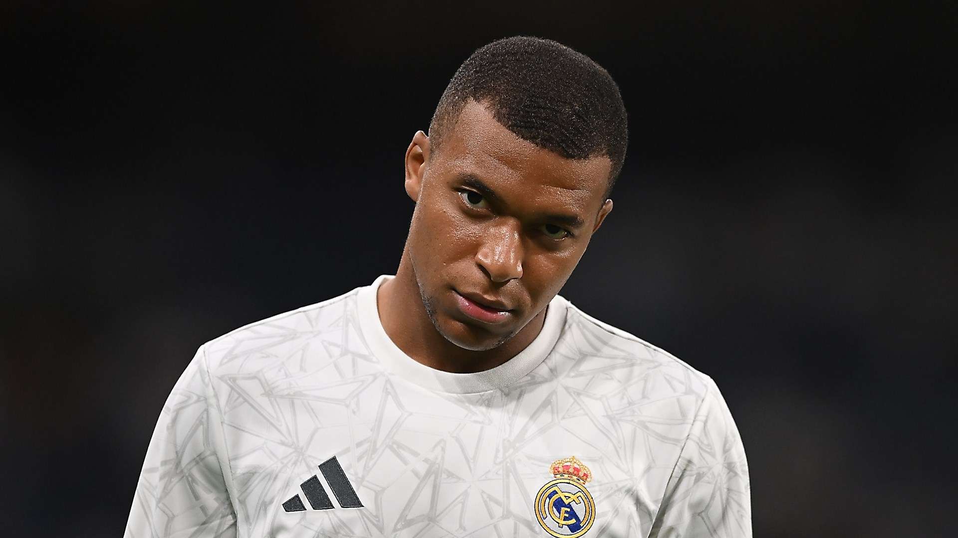 'Average' Mbappe told he doesn't measure up to Vinicius  