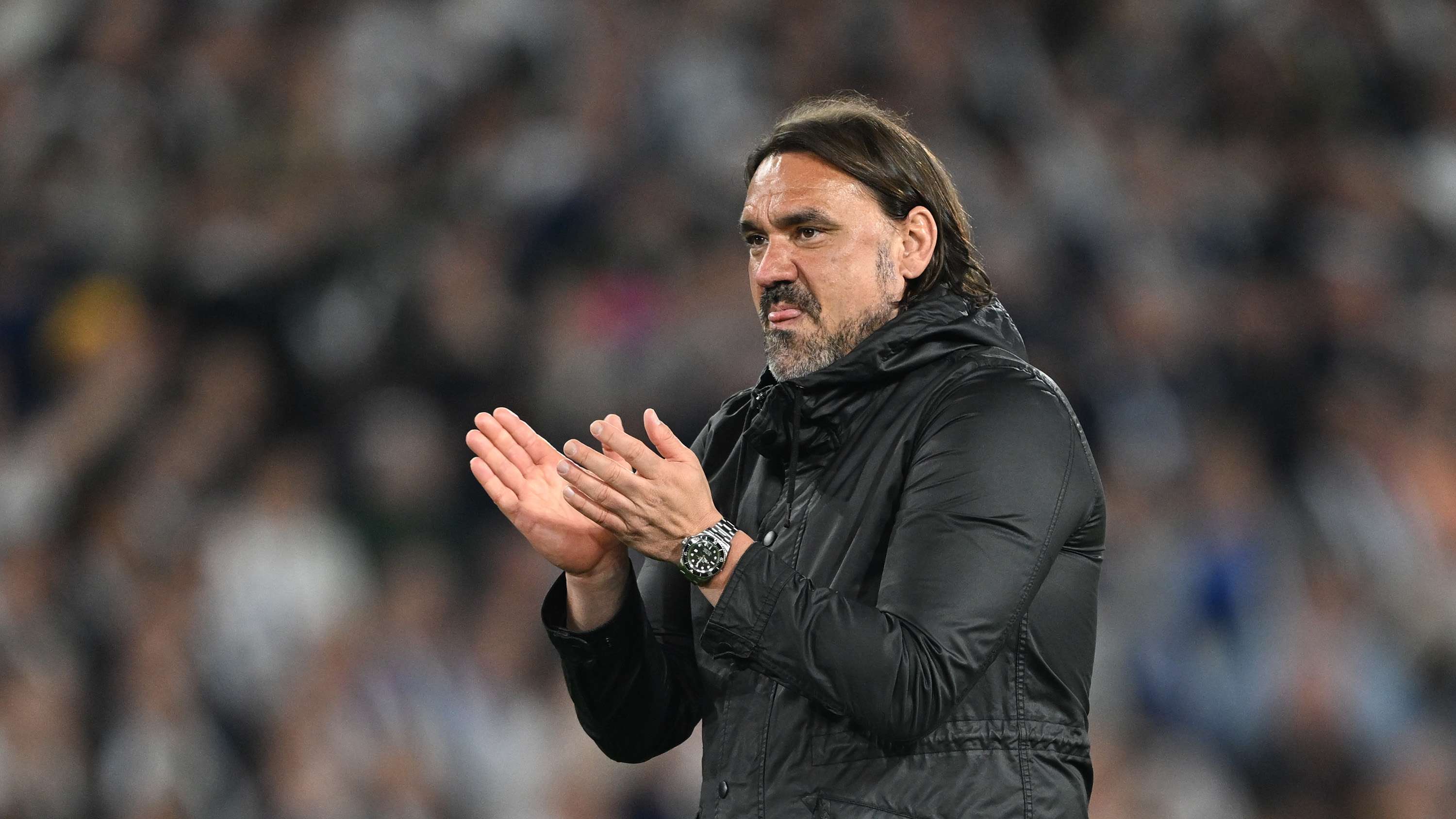 Leeds complete shock signing of France international  