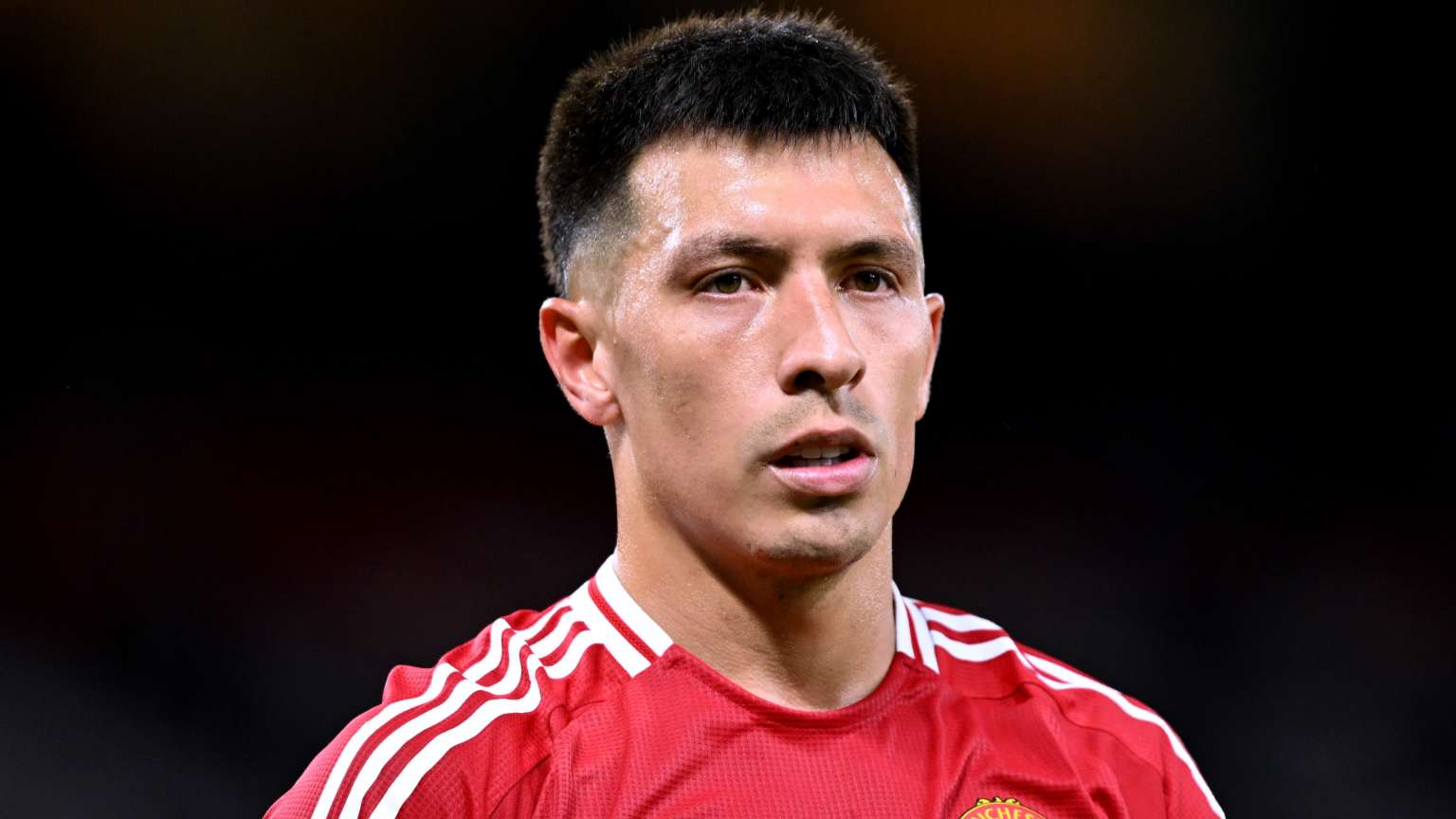 Man Utd staff to assess Martinez after he arrives at Argentina camp unfit  