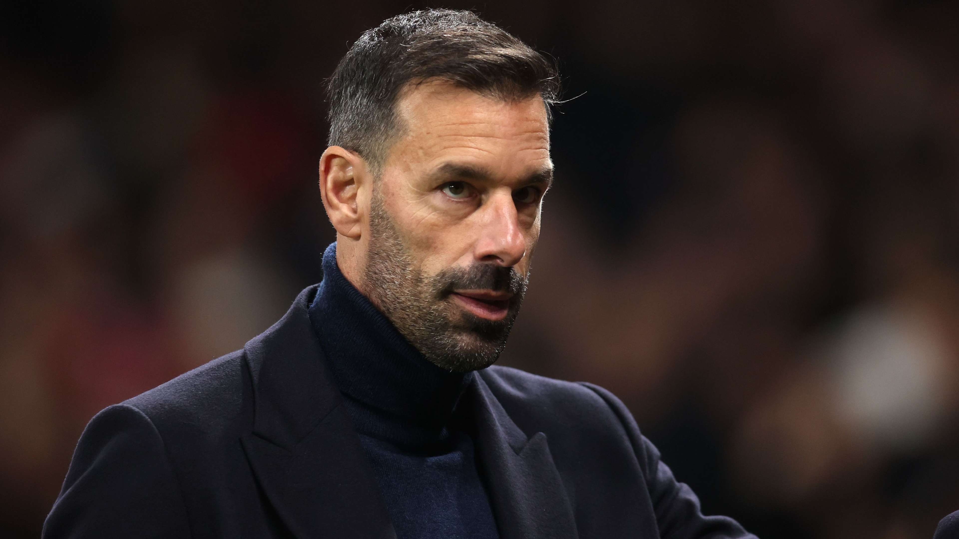Van Nistelrooy reveals his stance on staying on at Man Utd  
