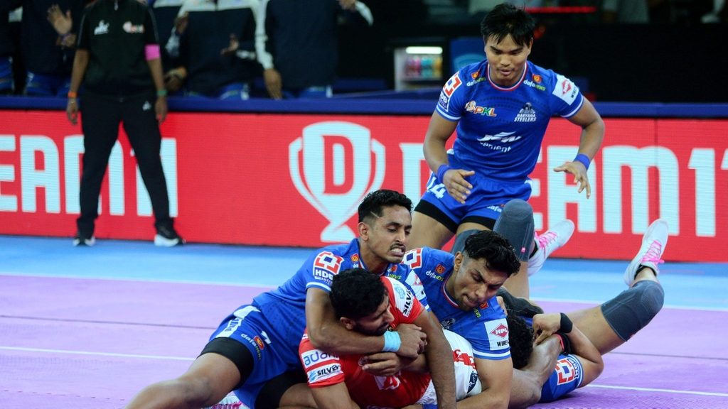 Haryana Steelers Dominate Against Gujarat Giants to Cap Off Massive 16-point Win  