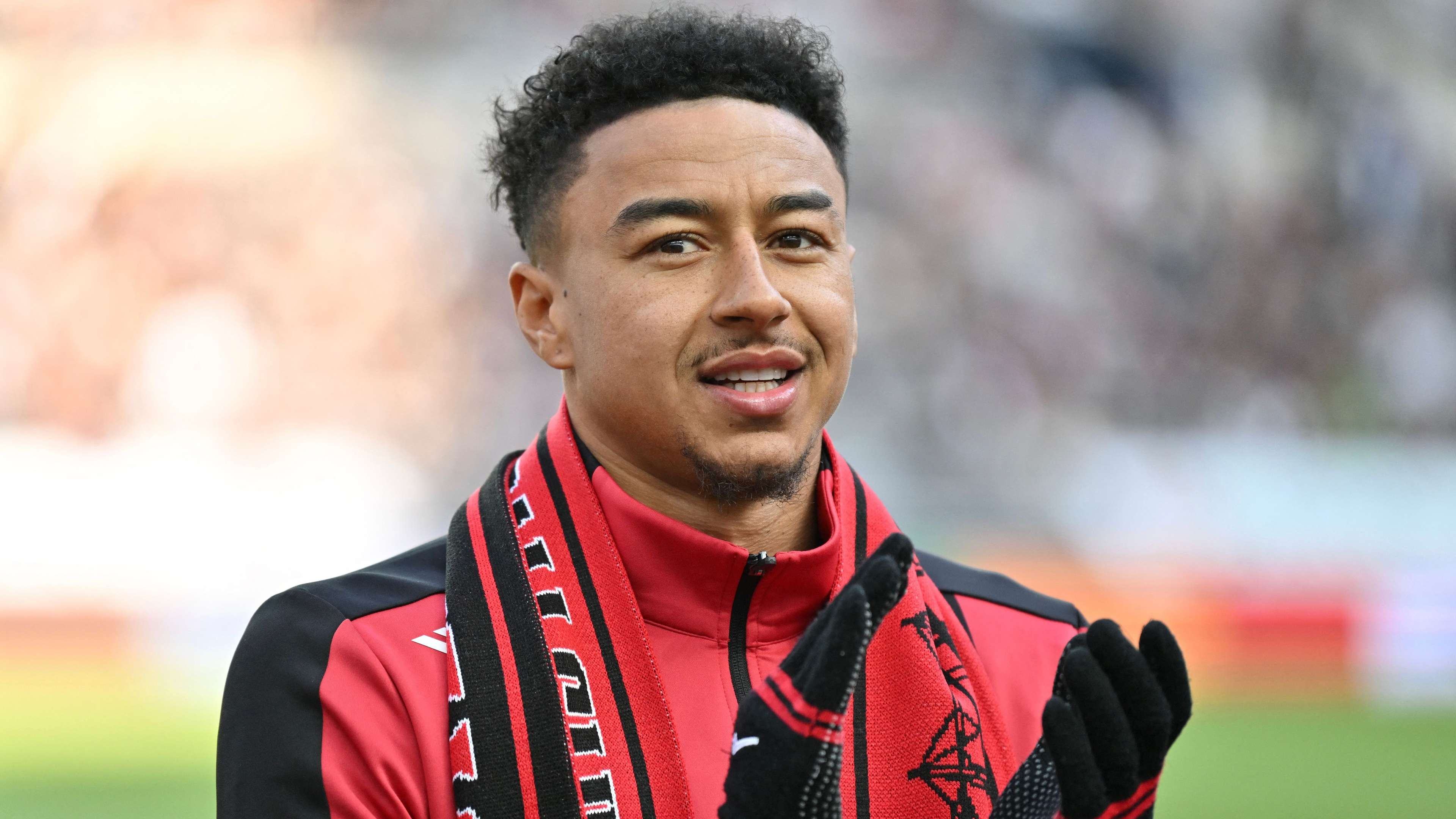 📽️ | Vintage Lingard! Ex-Utd star fires home pinpoint finish  