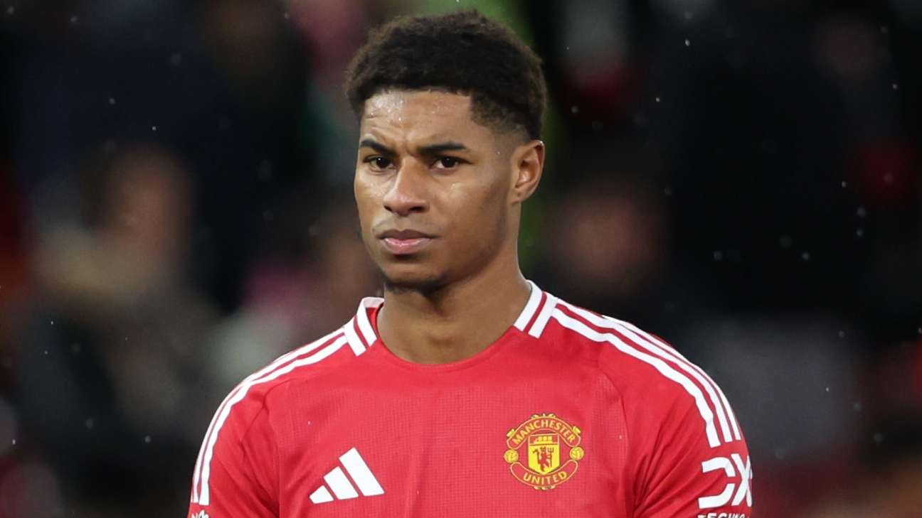 Man Utd told to put struggling Rashford 'out of his misery'  