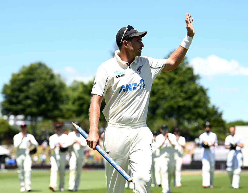 Santner picks four as New Zealand clinch massive 423-run win  