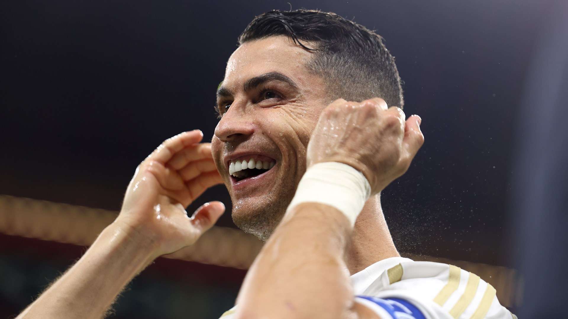 Details of Ronaldo's MIND-BLOWING new contract revealed  