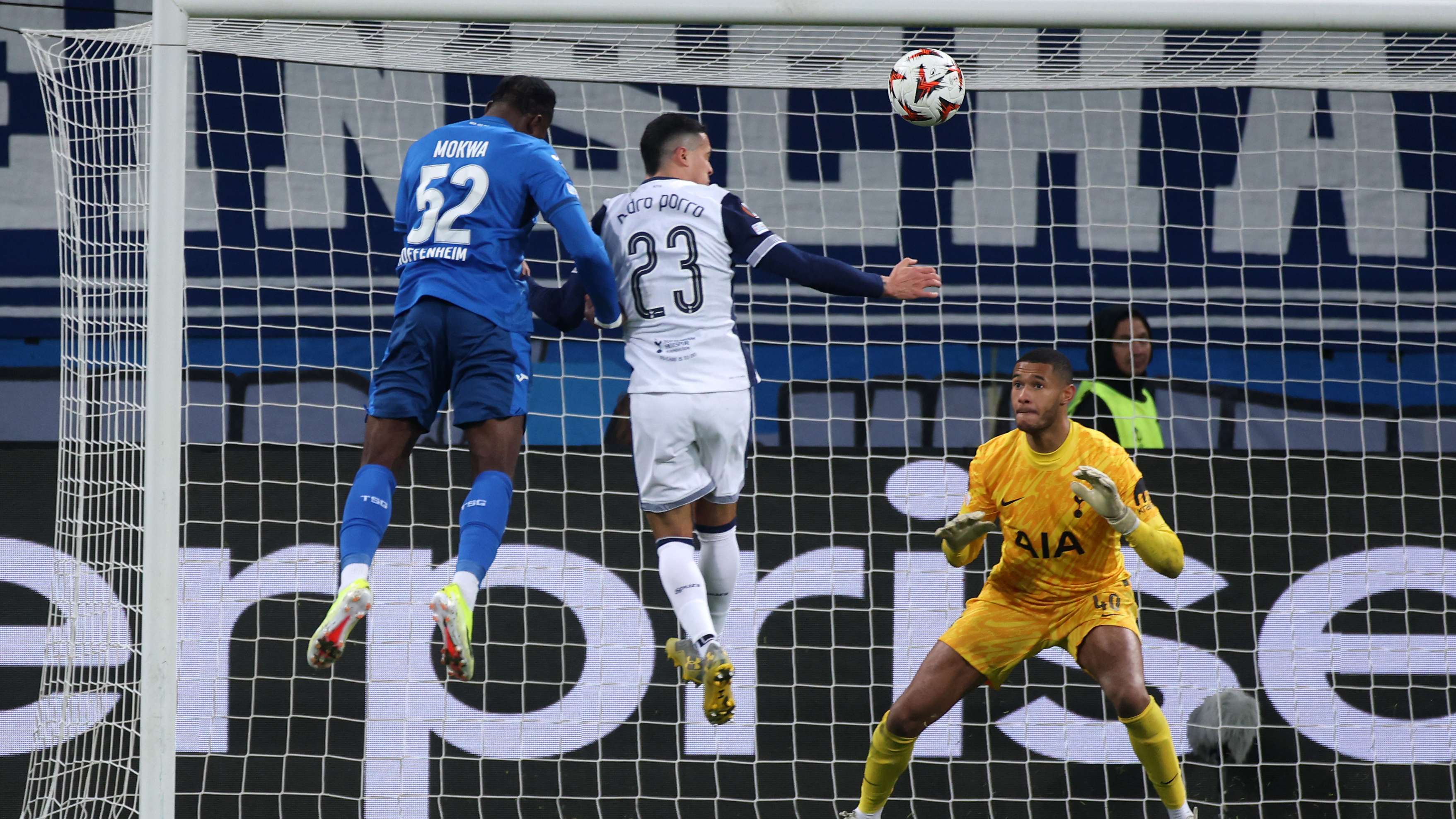 Ex-USYNT goalkeeper Austin leads Spurs to UEL Victory  