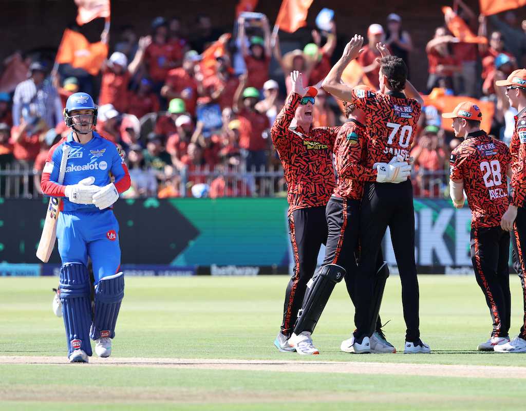 Ruthless Sunrisers condemn Super Giants to bottom spot  
