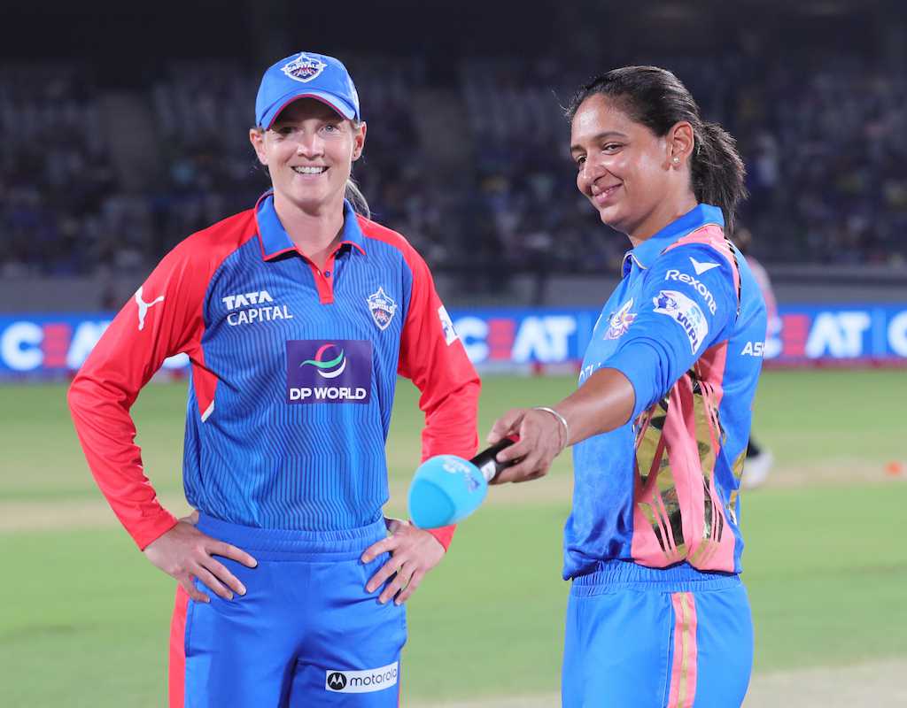 Mumbai Indians look to keep up Chinnaswamy run  