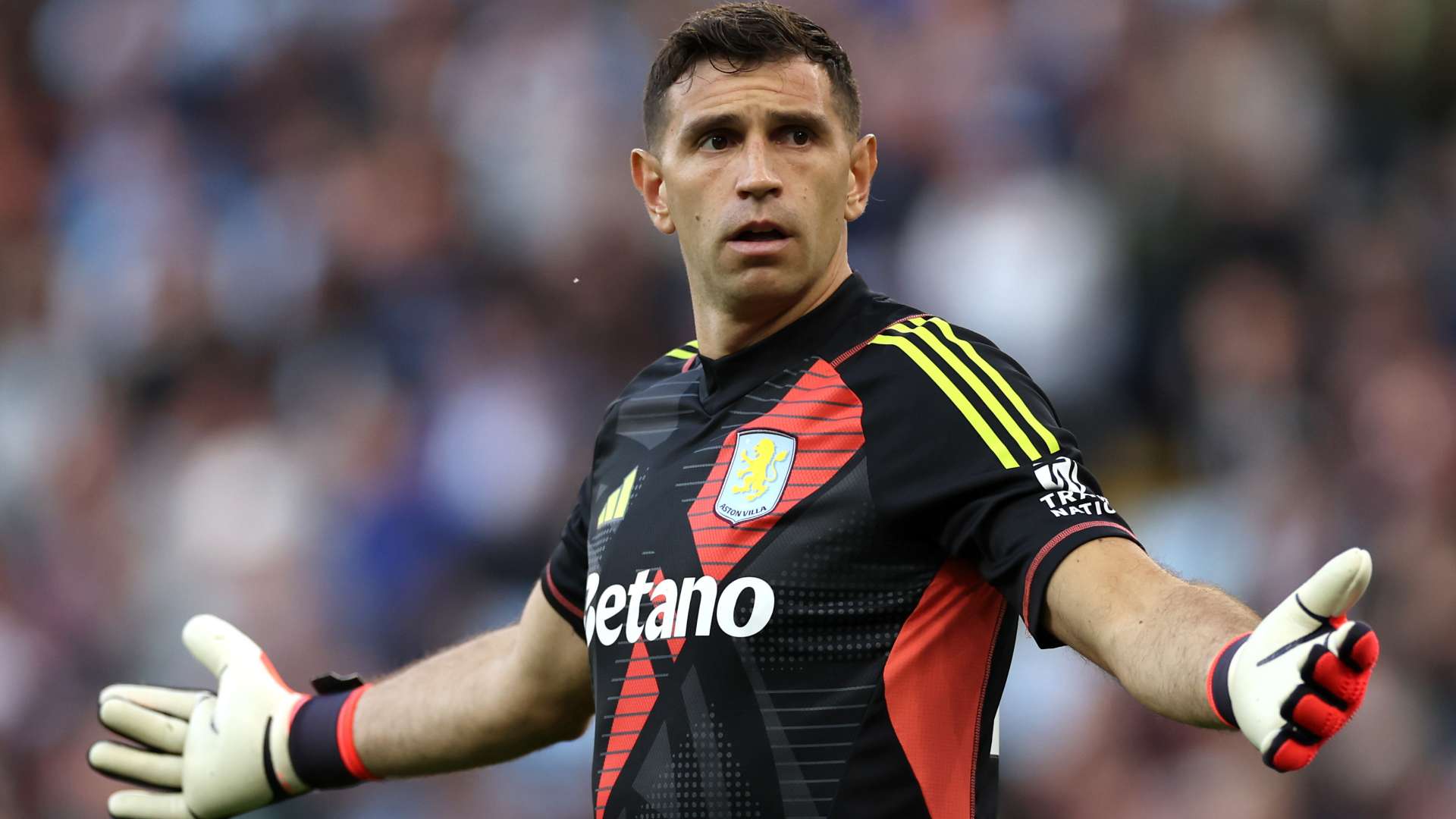 'Not a great goalkeeper' - Martinez savaged by PSG legend  