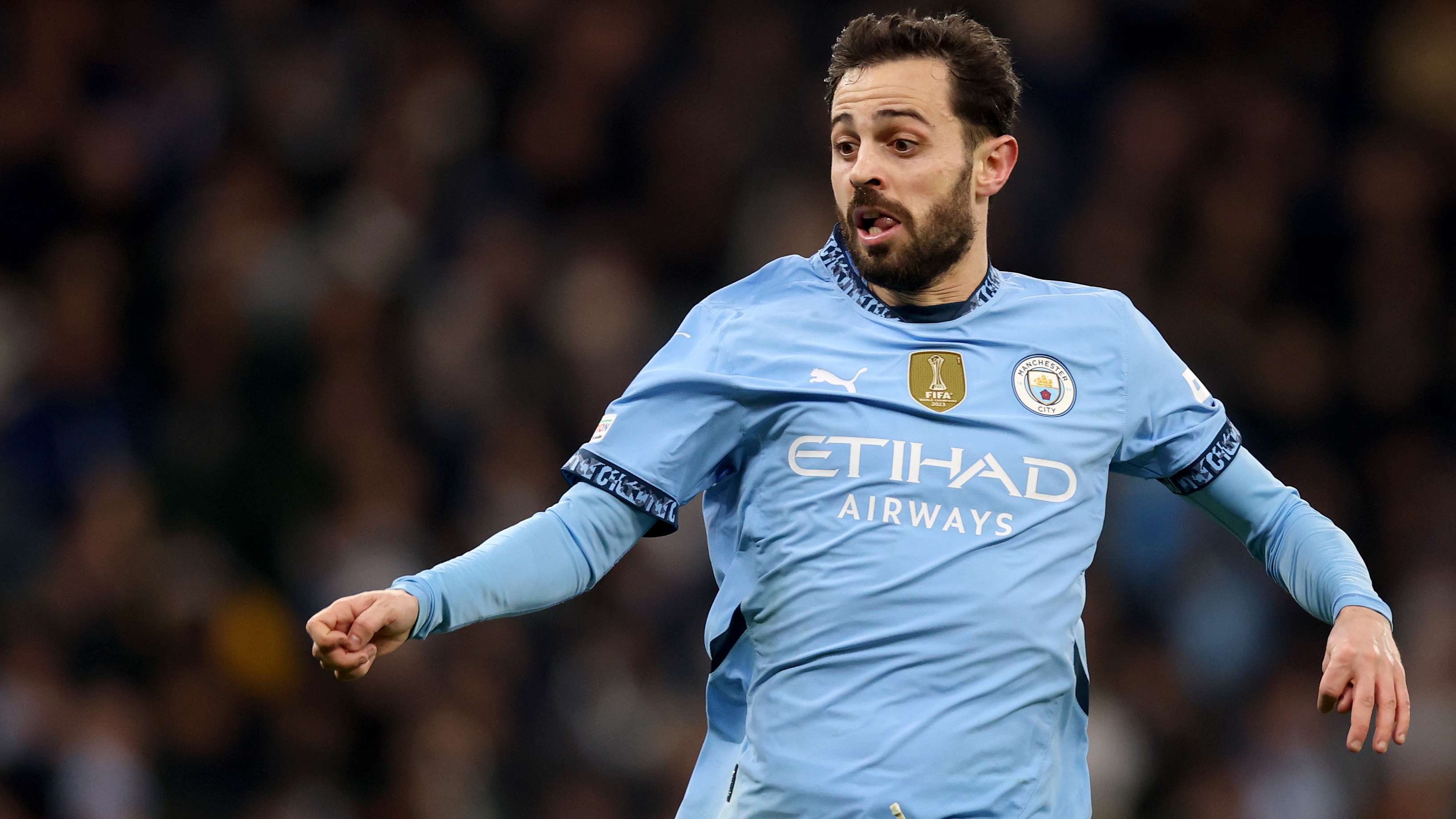 Bernardo Silva in talks with Benfica over summer move  