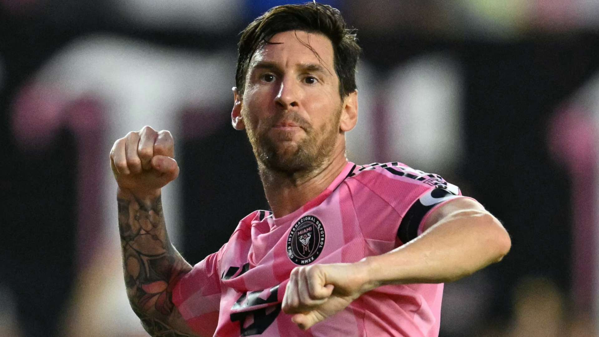 📽️ | Messi is unstoppable! Trademark long-range goal from GOAT  