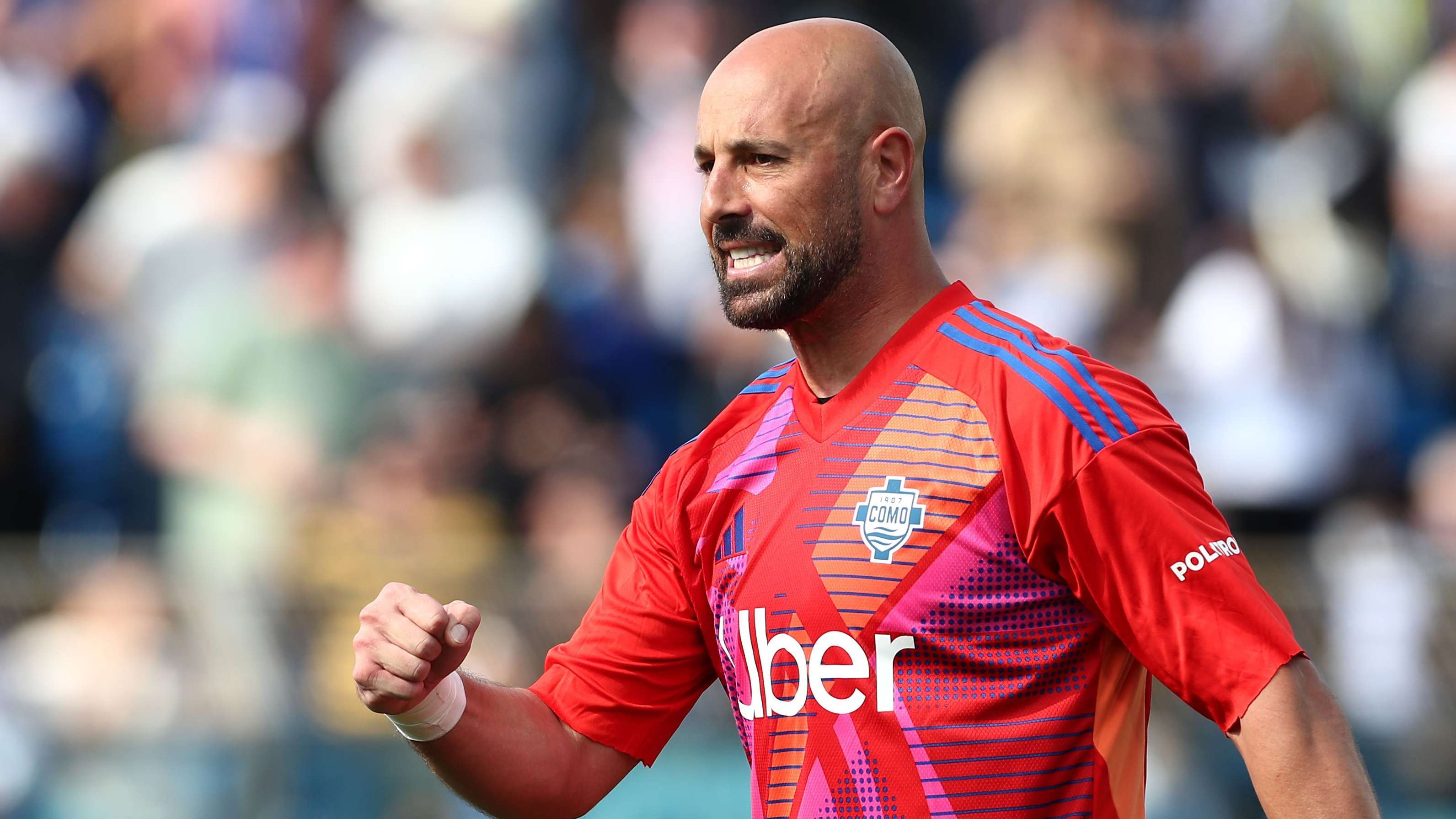 Ex-Liverpool & Spain star Reina announces retirement at 42  