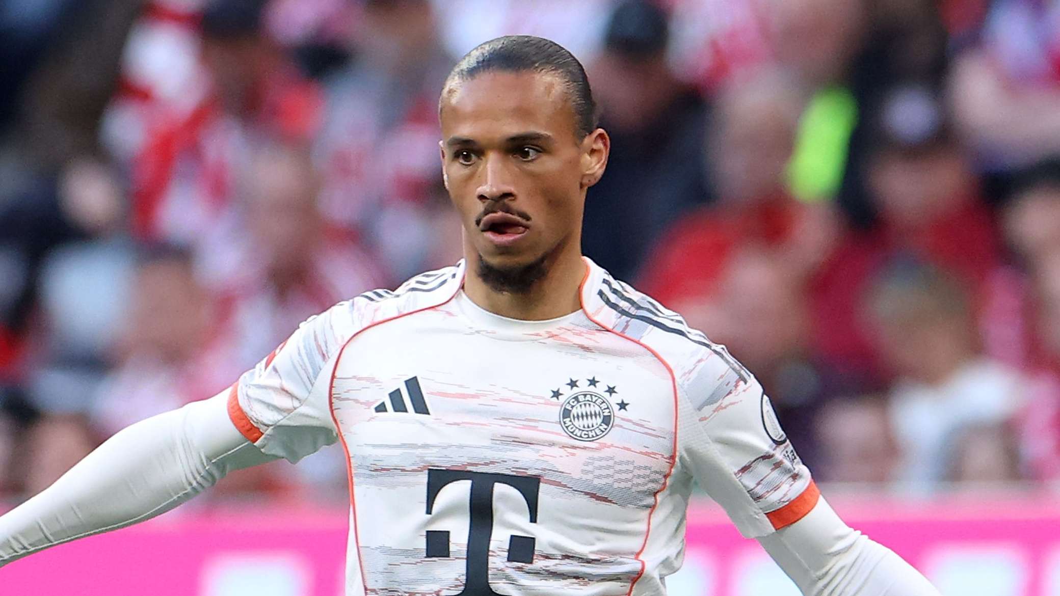 Sane 'doesn't want to accept' Bayern's €10m salary offer  
