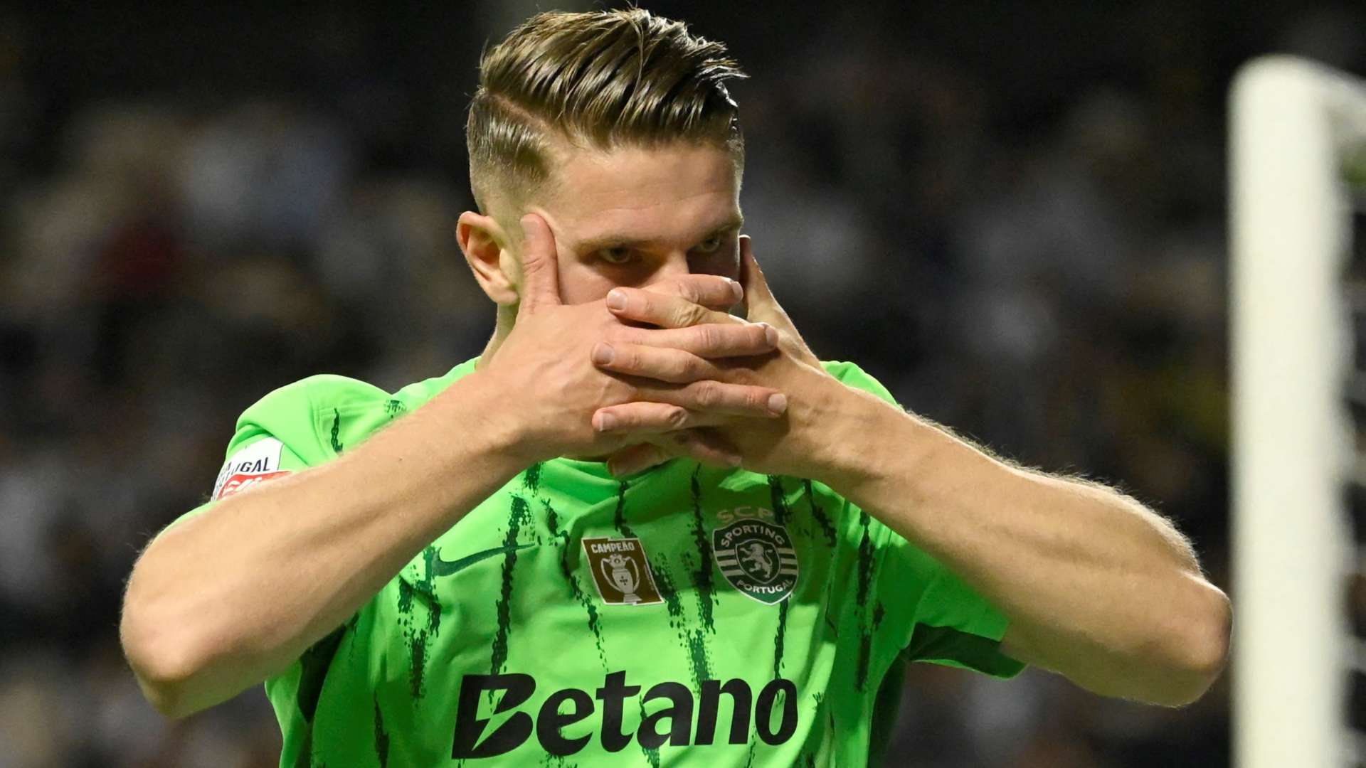 Arsenal & Chelsea's Gyokeres boost as Barca pull out of race  