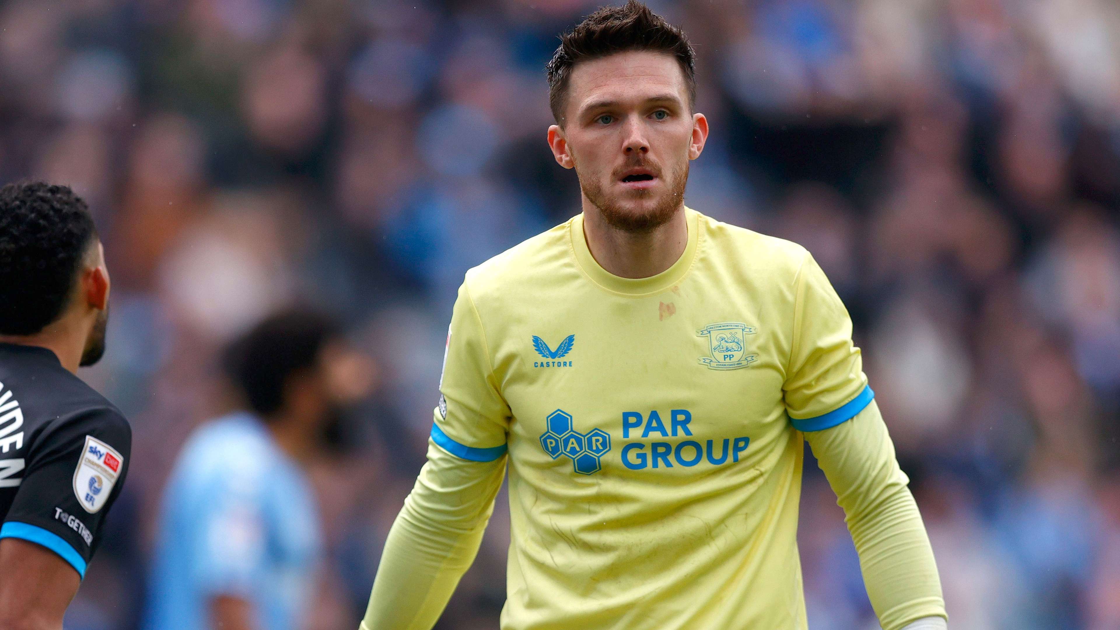 Liverpool make shock move for goalkeeper  
