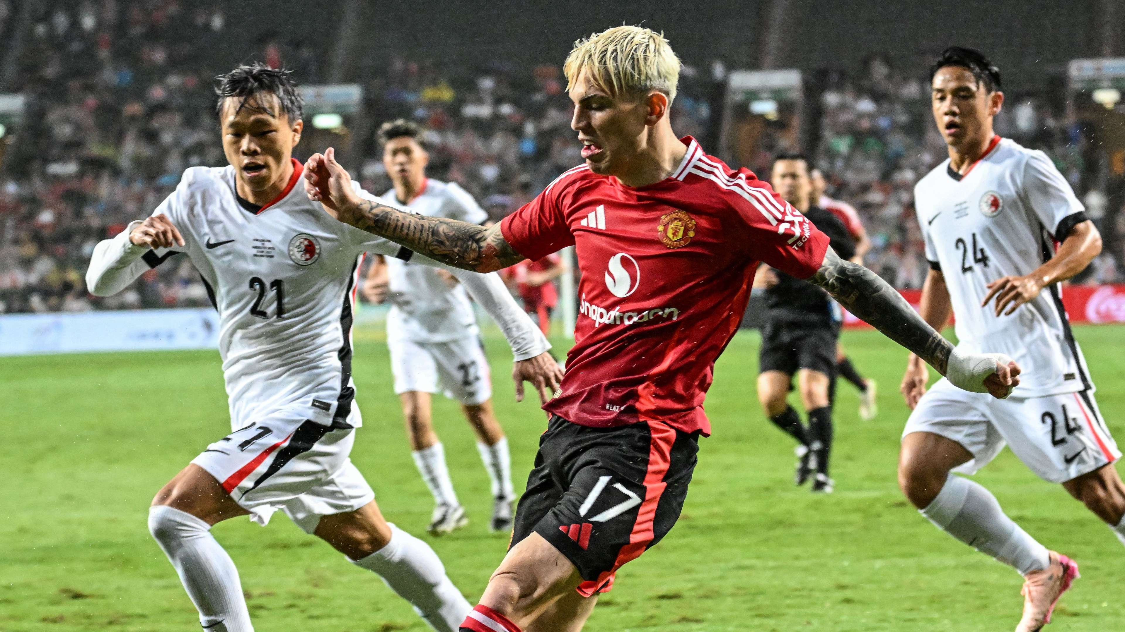 Man Utd players 'fumed' over Asia trip & enjoyed boozy flight  