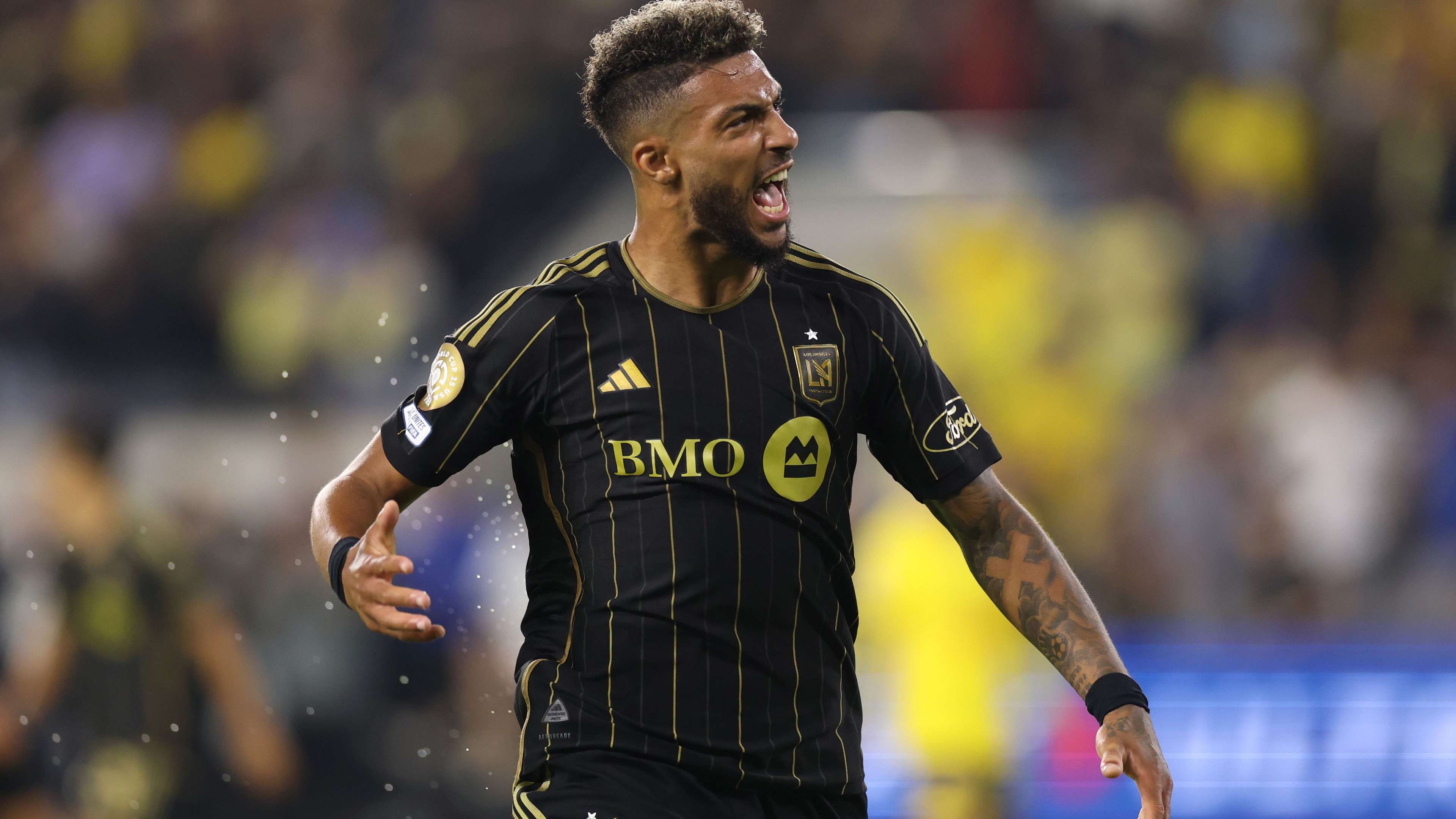 Bouanga books LAFC's ticket to CWC with dramatic winner  
