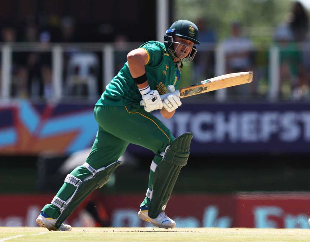 Lhuan-dre Pretorius, Dewald Brevis in line for Test debuts  