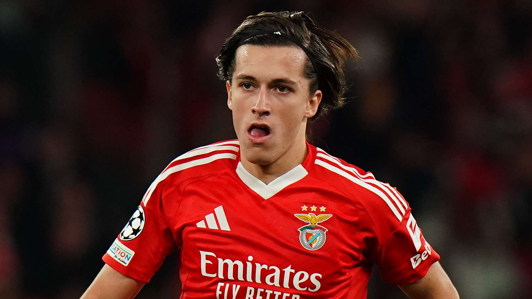 Real Madrid land Carreras! Defender signs six-year contract  