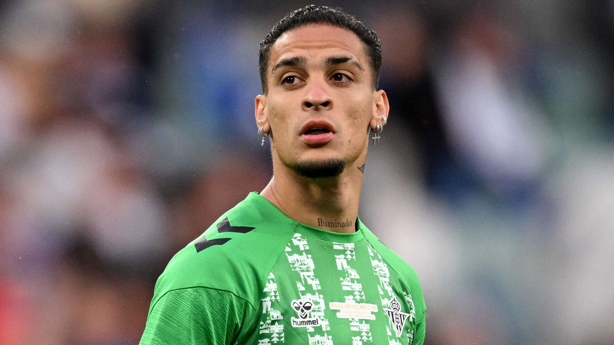 Betis threaten to WALK AWAY from Antony deal  