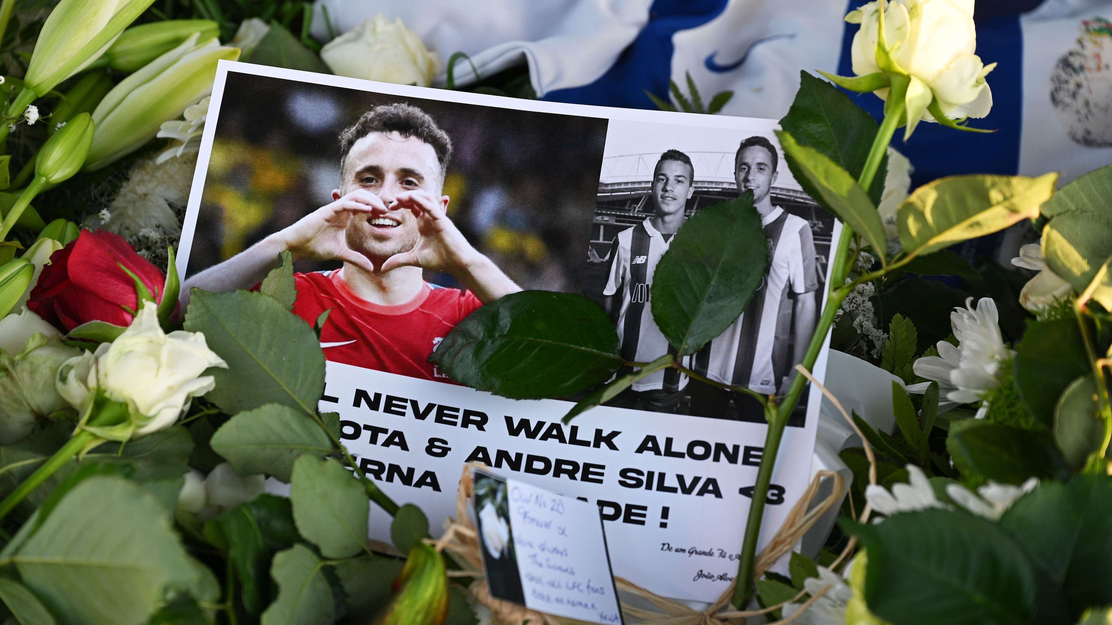Jota's wake takes place in Portugal as former colleagues pay respects  