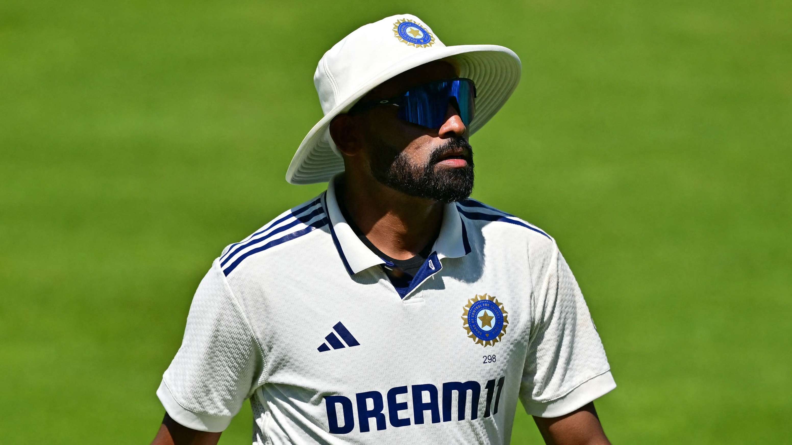 Indian cricketer Siraj pays tribute to Jota after taking a wicket  
