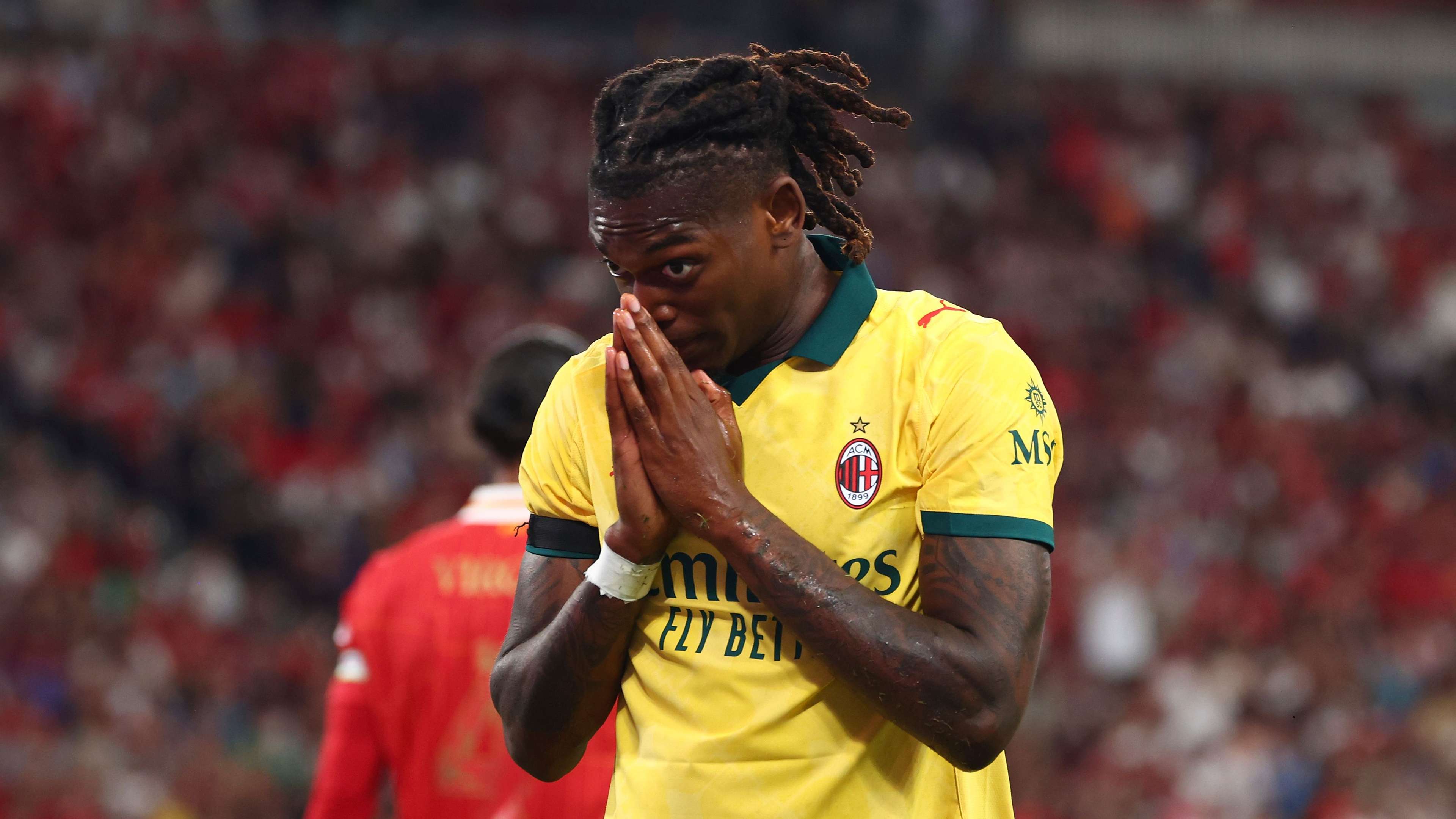 📽️ | Leao replicates Jota's celebration after scoring against Liverpool  