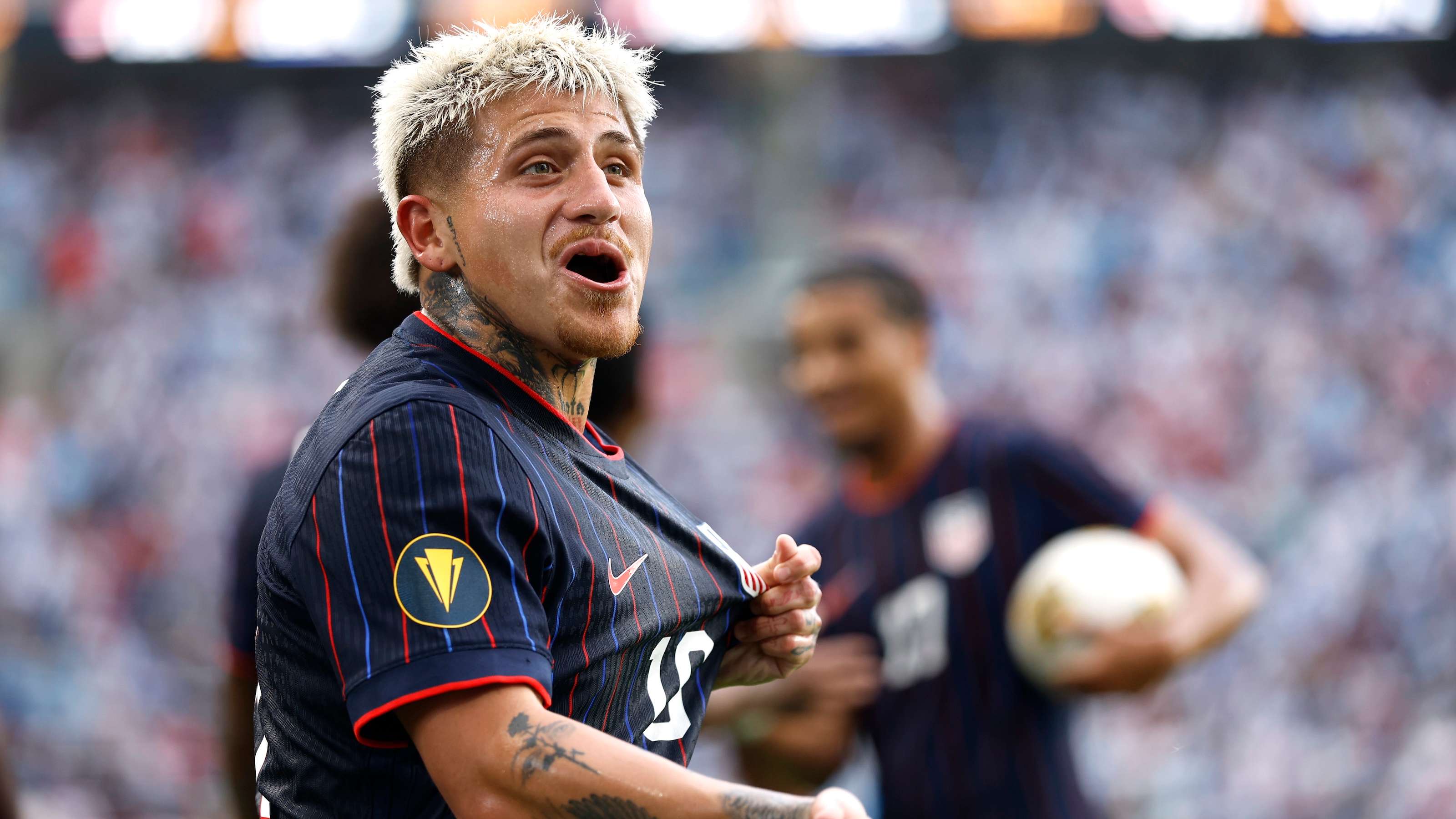 Luna out of this world as USMNT survive, reach Gold Cup final  
