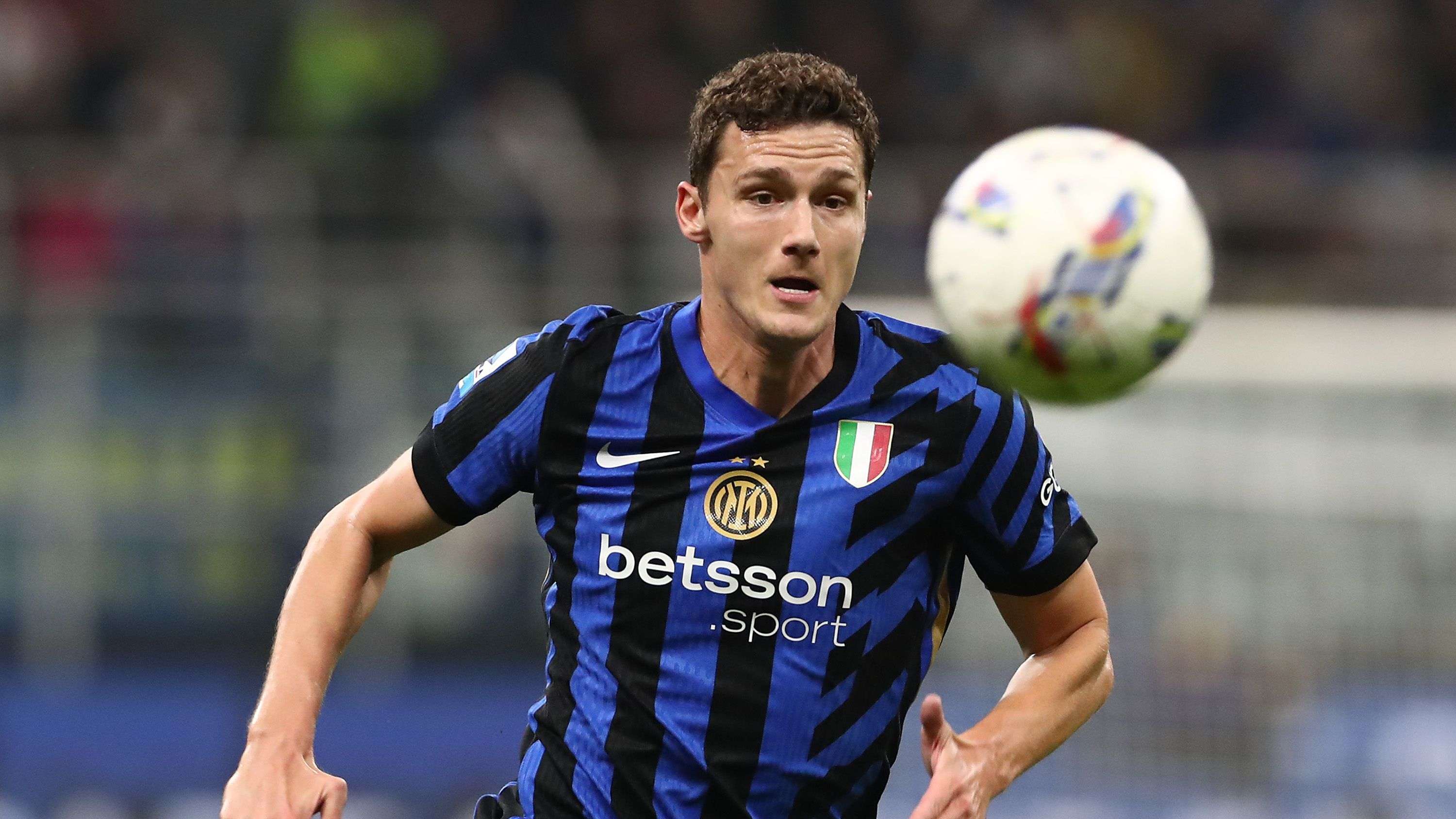 Marseille line-up Inter's Pavard as Plan B  