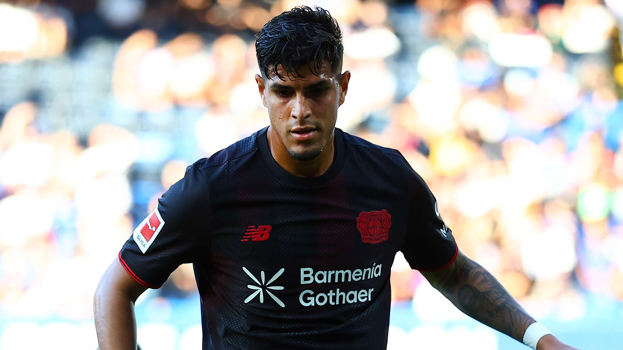 Transfers LIVE: Arsenal eye €60m Hincapie in second Spurs hijack  