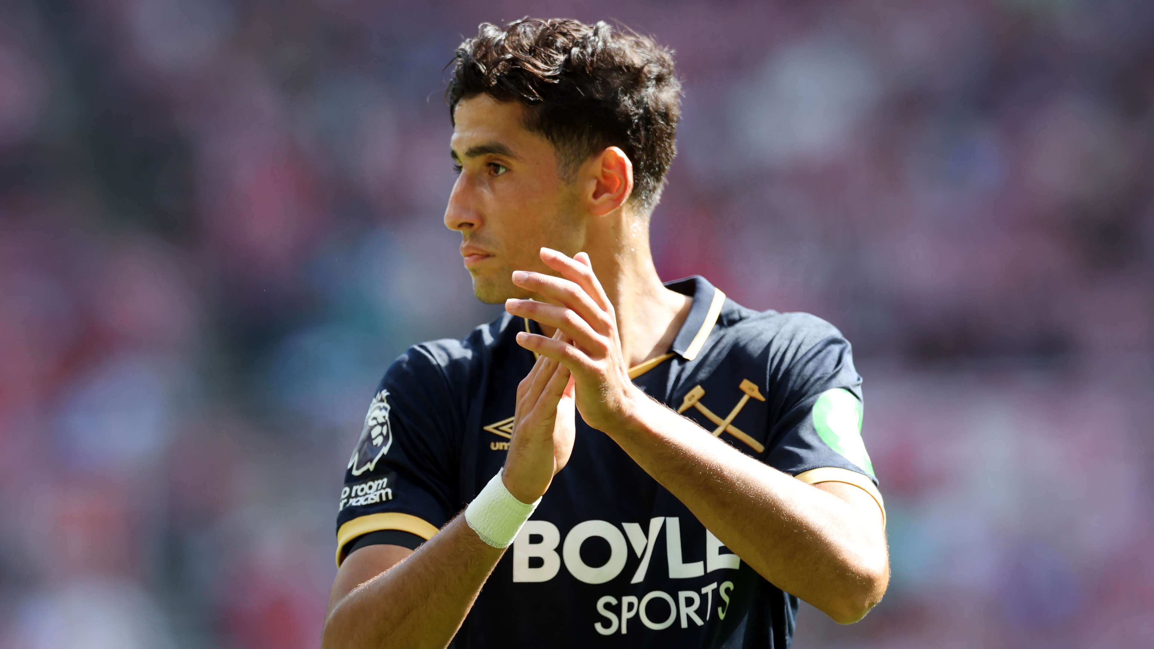 Marseille challenge Sunderland to Aguerd signing  