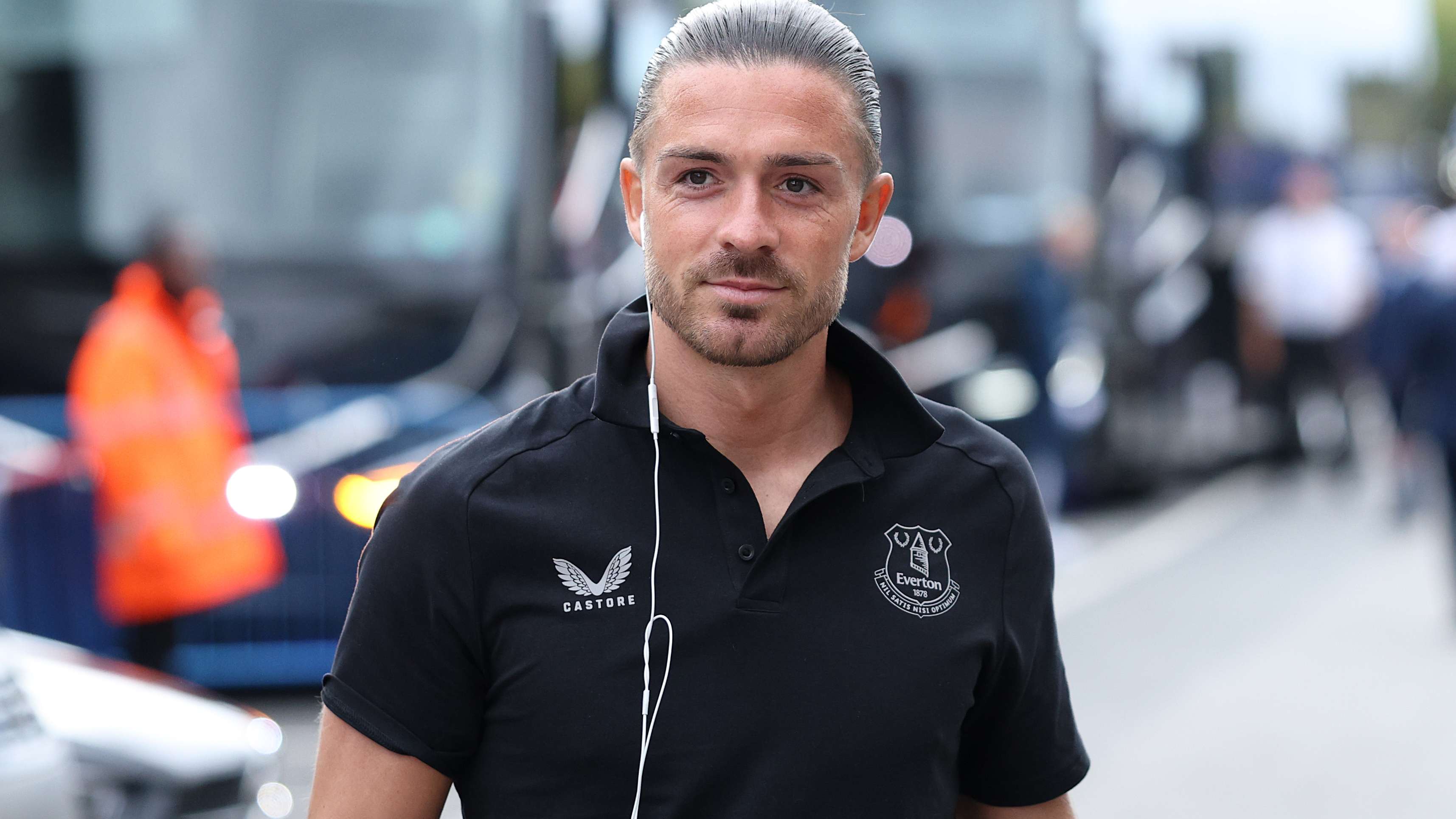 Grealish made to wait for Everton debut as Leeds welcome Toffees  