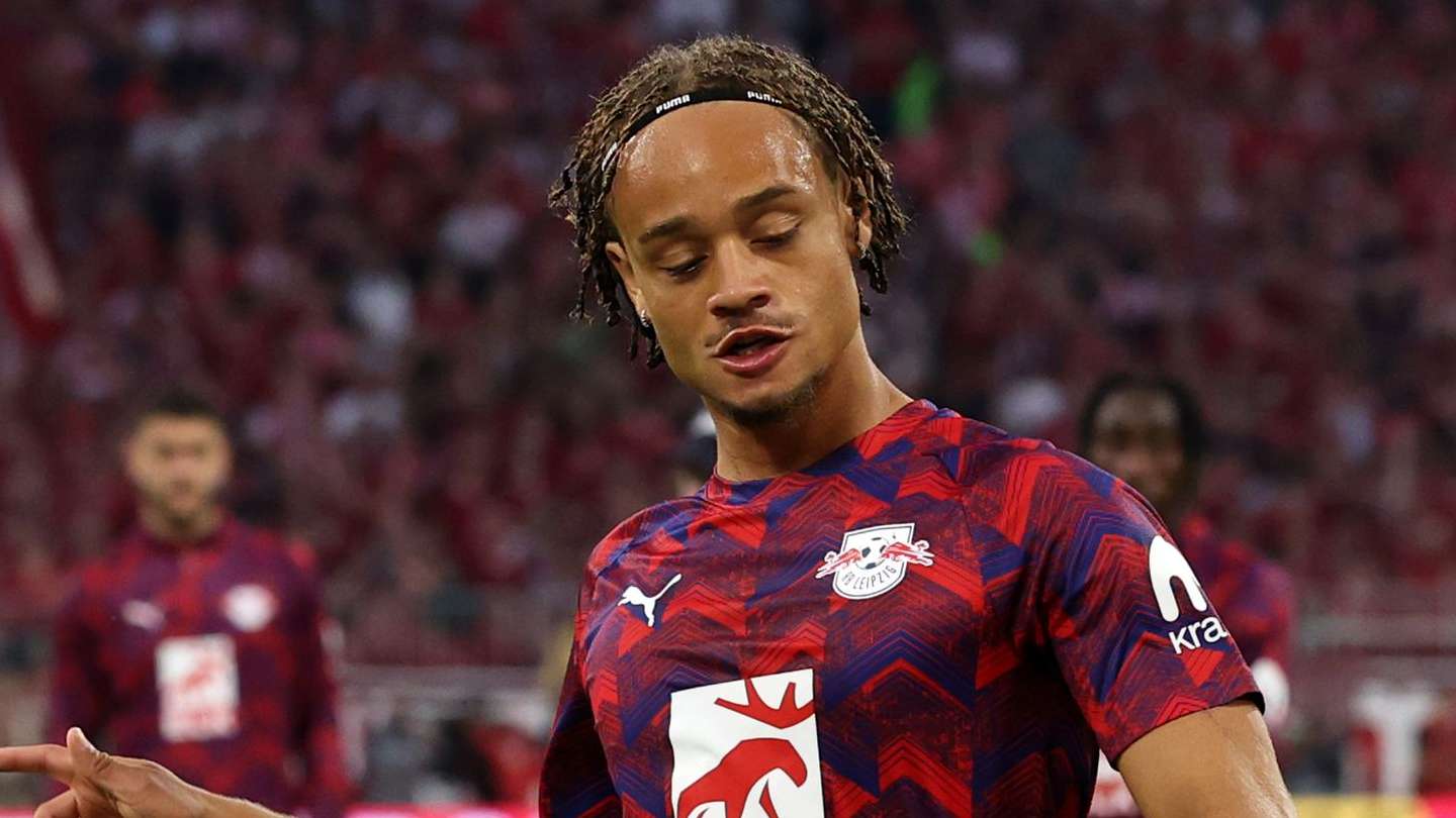 Spurs submit initial €60m bid for RB Leipzig star Simons  