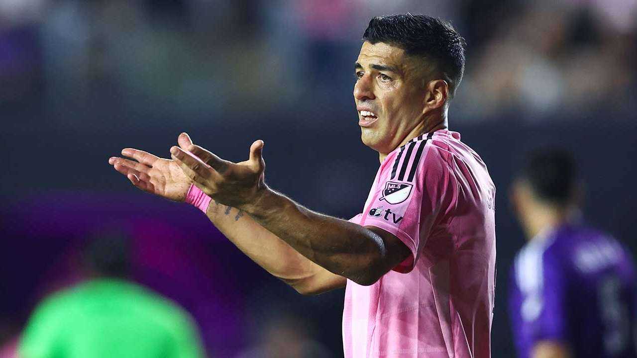 Suarez suspended for six games, others disciplined for brawl  