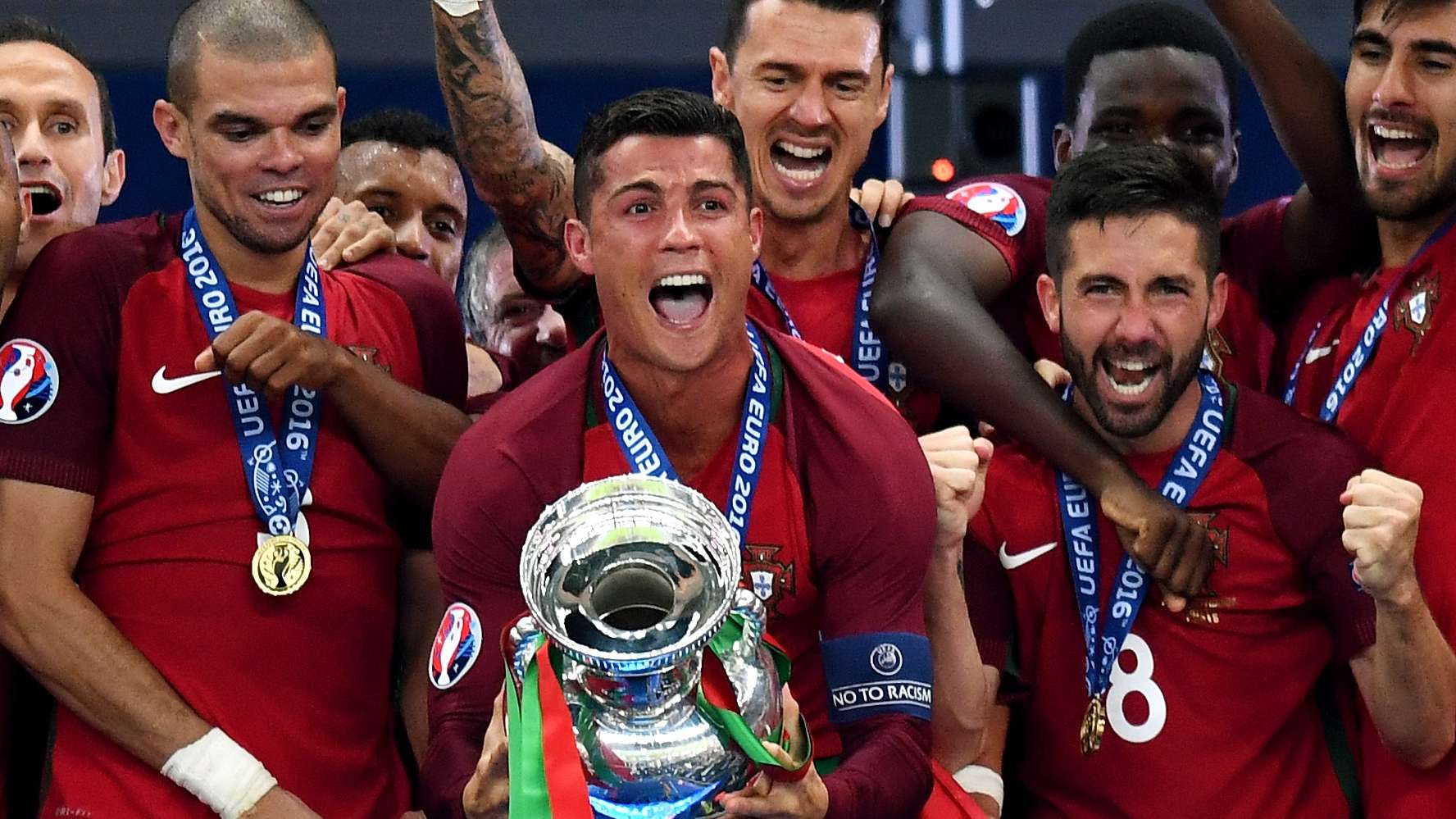 'Ronaldo, get off my face!' - Ex-ref reveals bizarre incident  