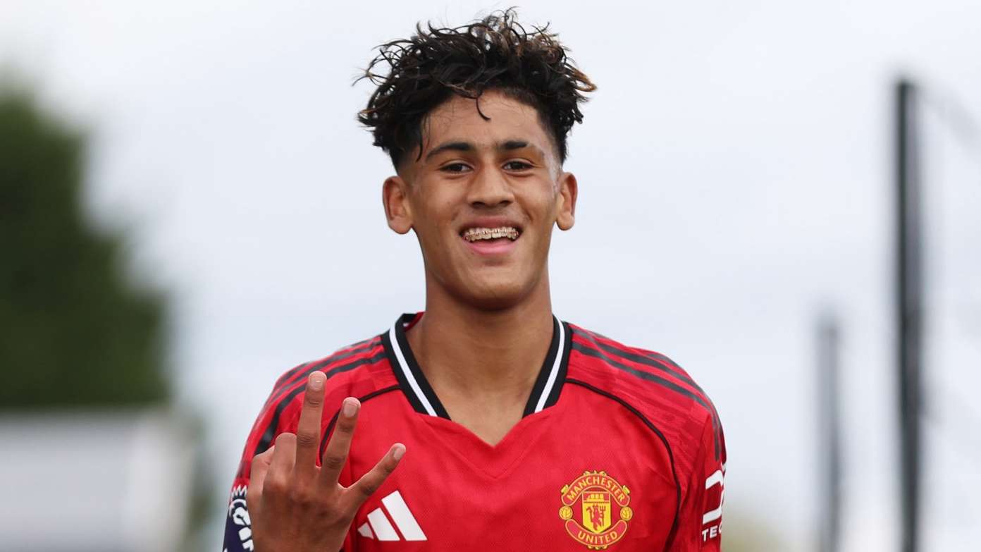 Amorim promotes 'Kid Messi' into Man Utd first-team training  