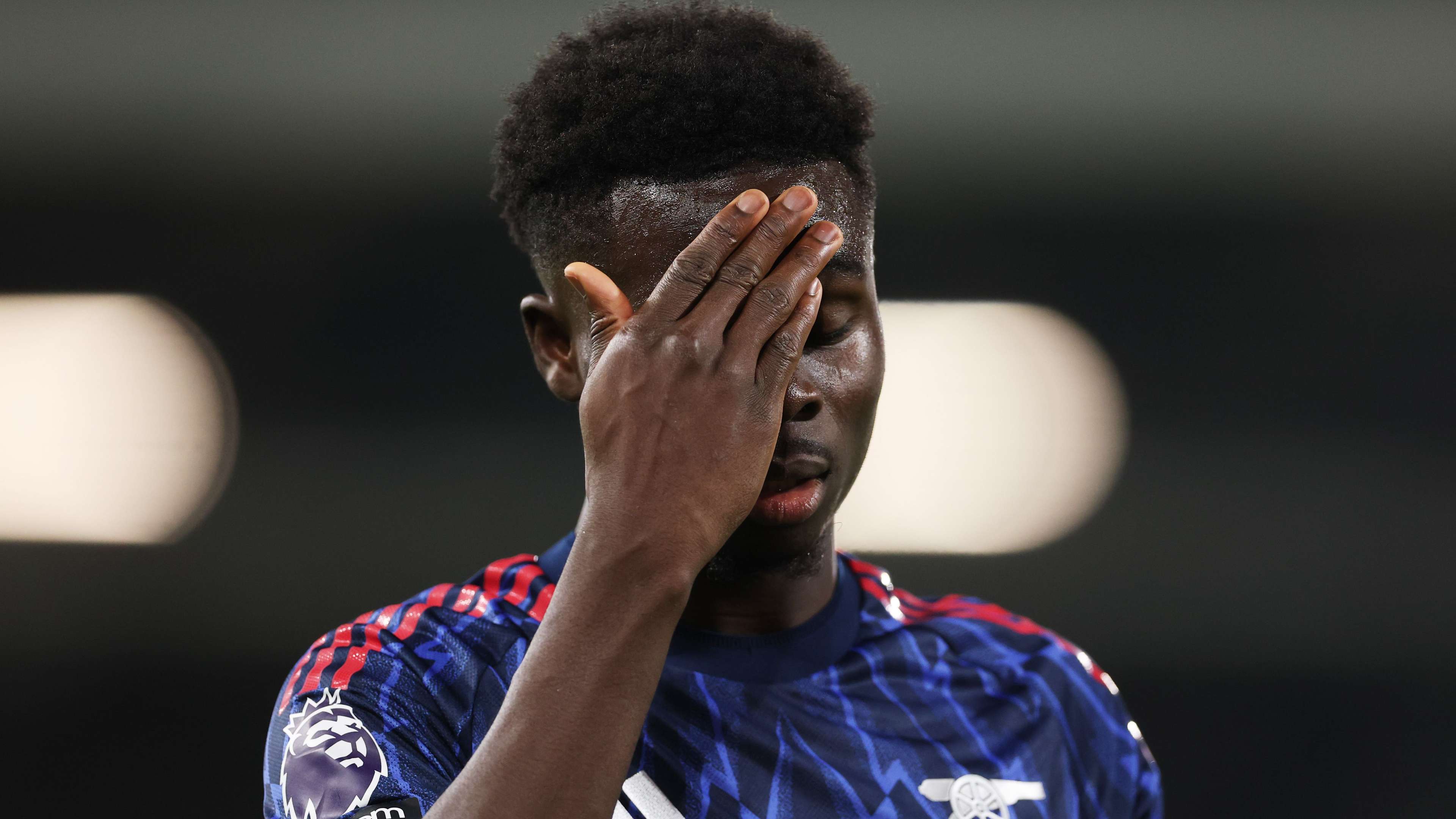Saka criticises his own 'rubbish corners' as Arsenal beat Fulham  