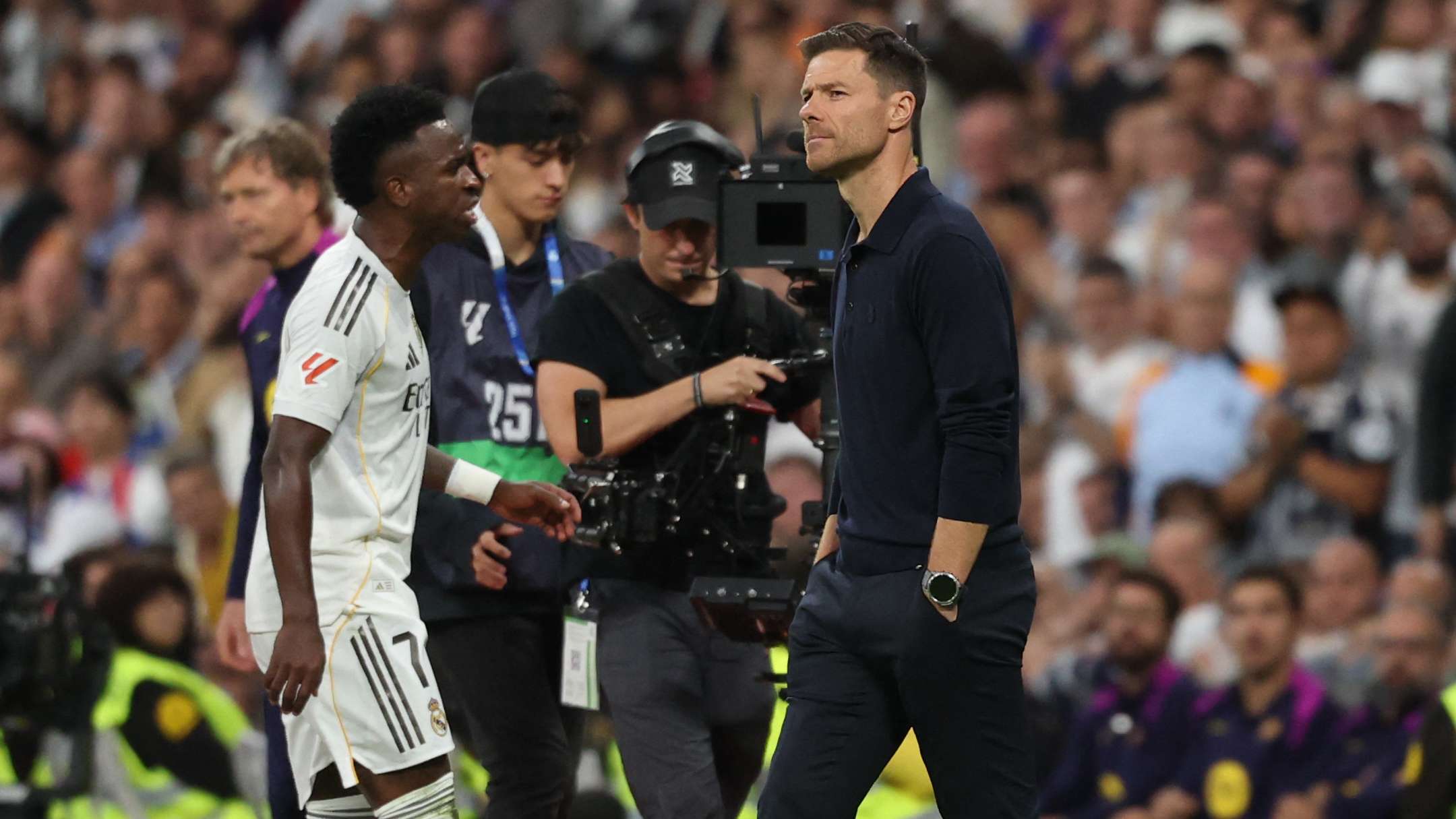 Alonso speaks out on Vinicius Jr's substitution strop  