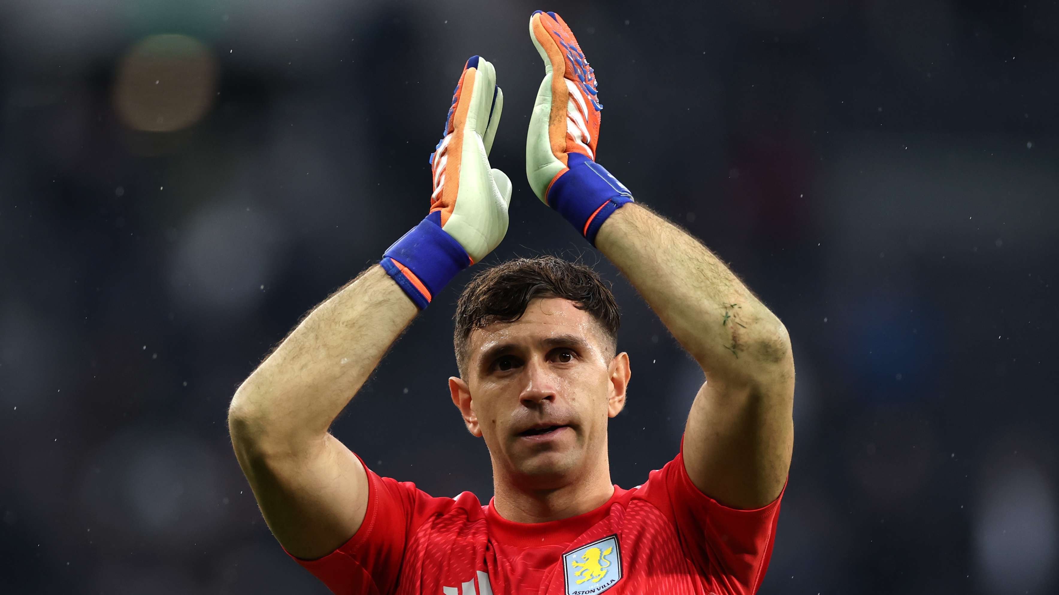 Martinez lined up for shock move after failed Man Utd switch  