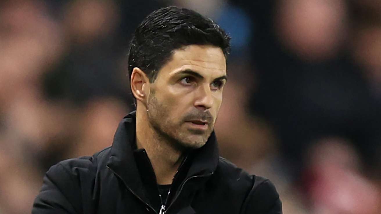 Arsenal consider allowing three players to leave in January  