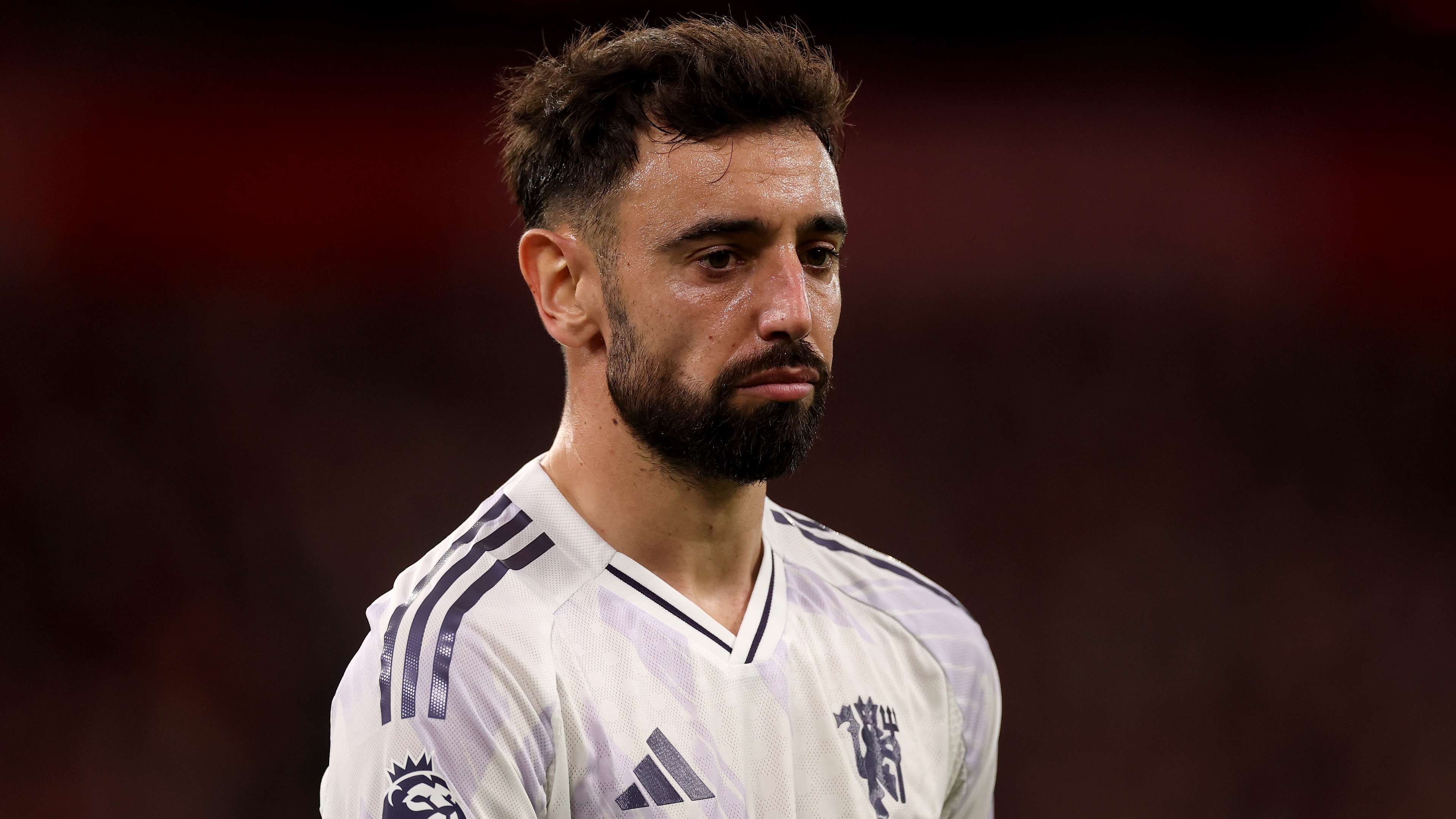 Amorim offers Fernandes update after injury scare in Palace win  