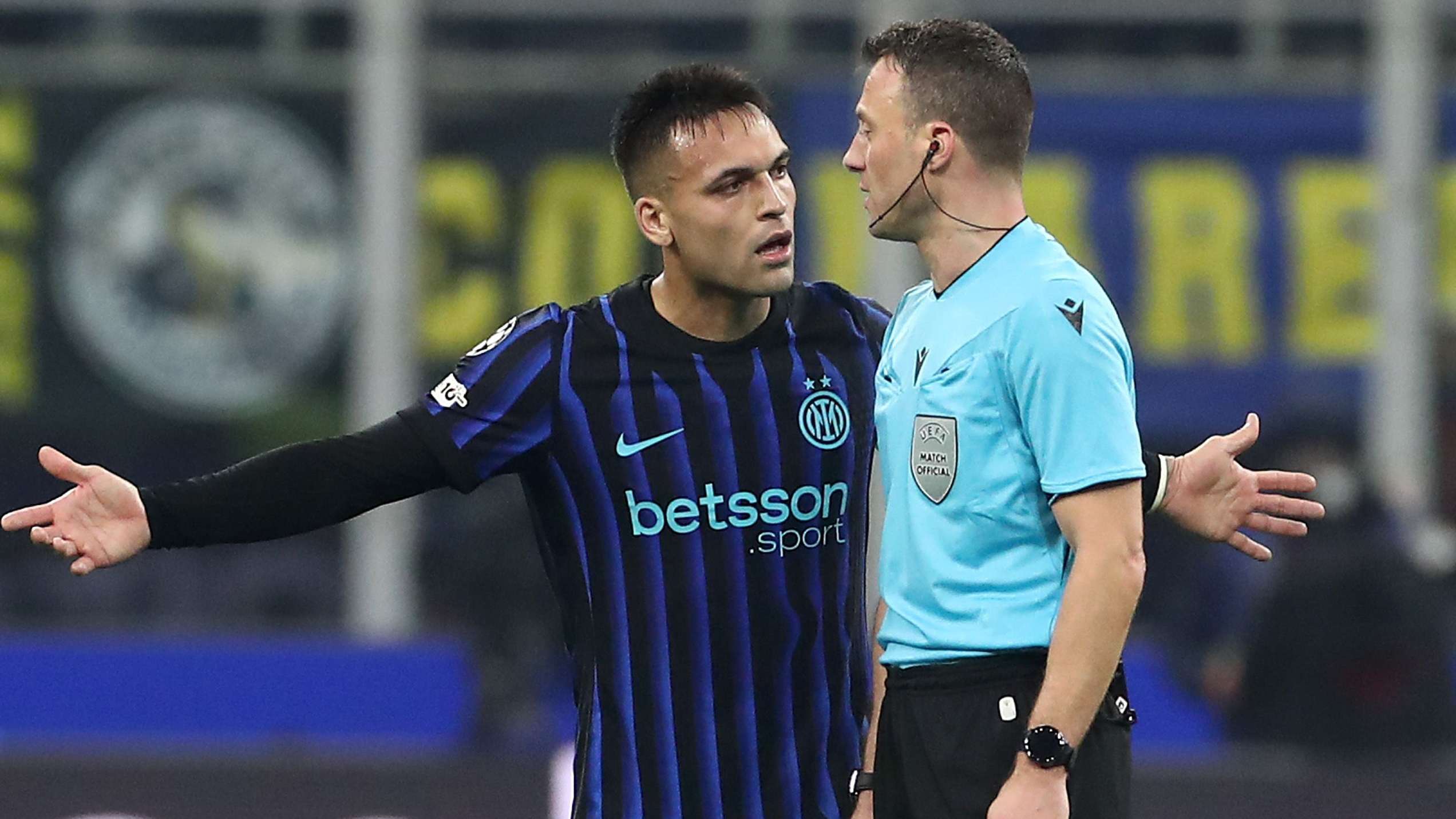 'An injustice' - Martinez still reeling from Liverpool penalty  