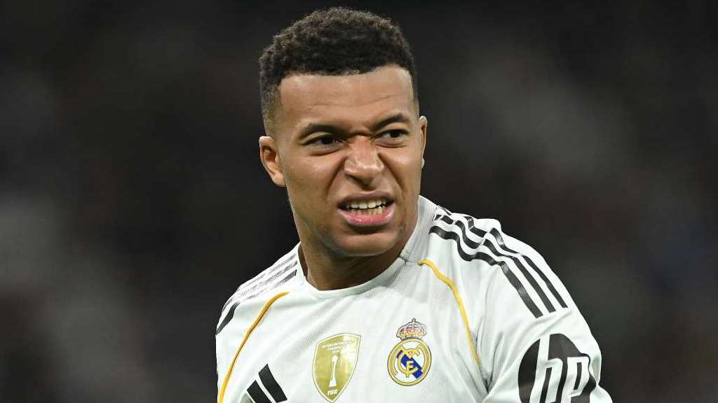 Mbappe diagnosed with knee injury in major blow to Real  