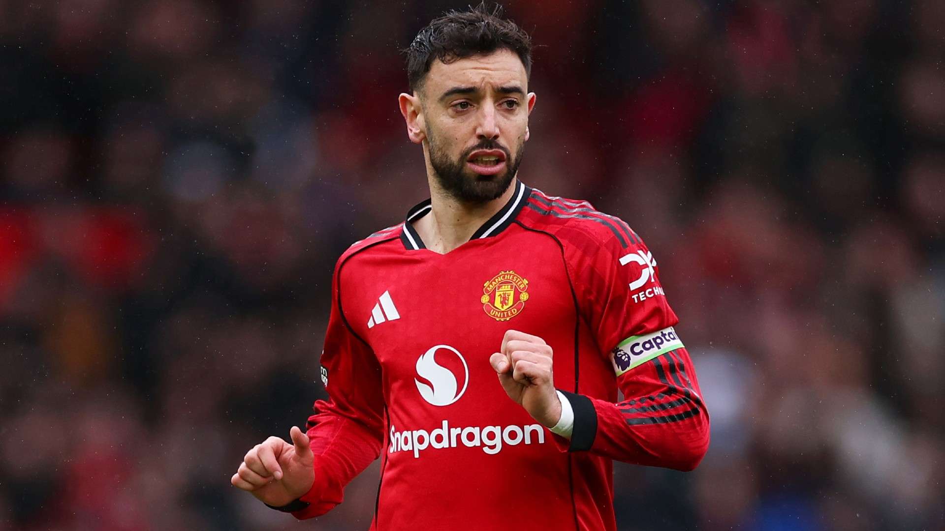 Henry claims Fernandes 'killed' Man Utd team-mate in Villa win  