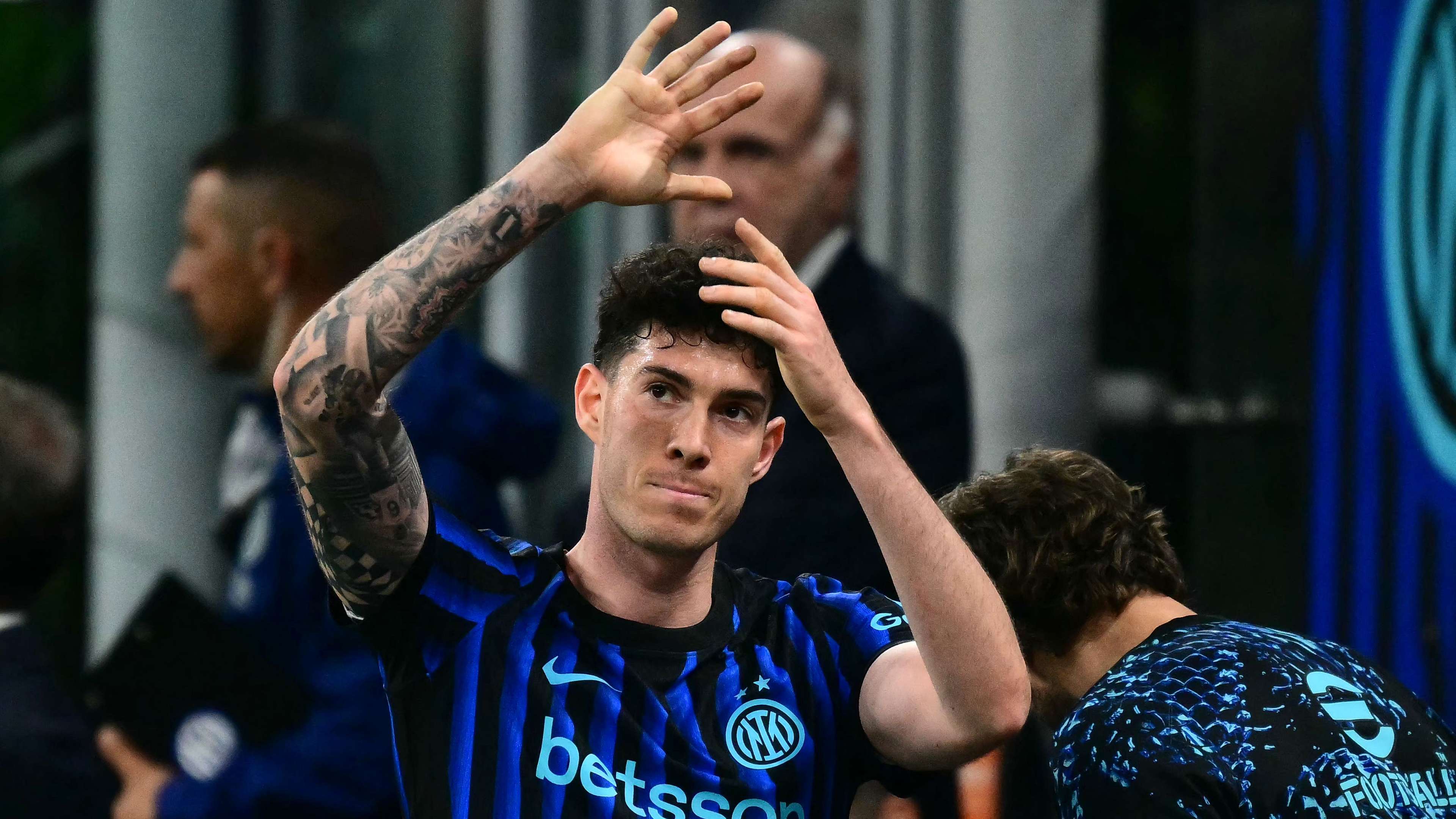 Dzeko poses a threat to Inter Milan in the Bastoni deal  